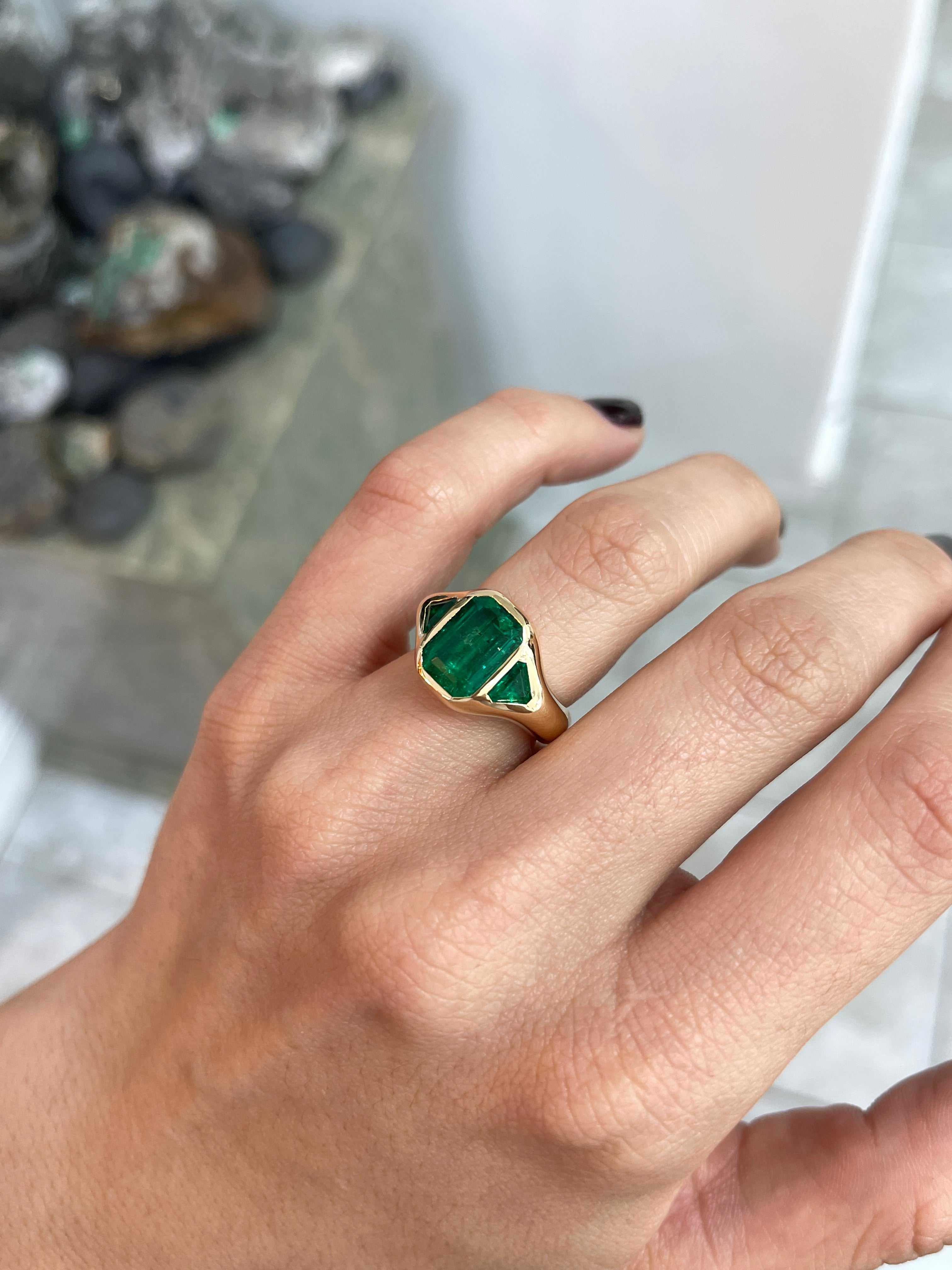 4.06tcw Muzo Colombian Emerald Three Stone Ring Trillion Cut 18K Yellow Gold 18g