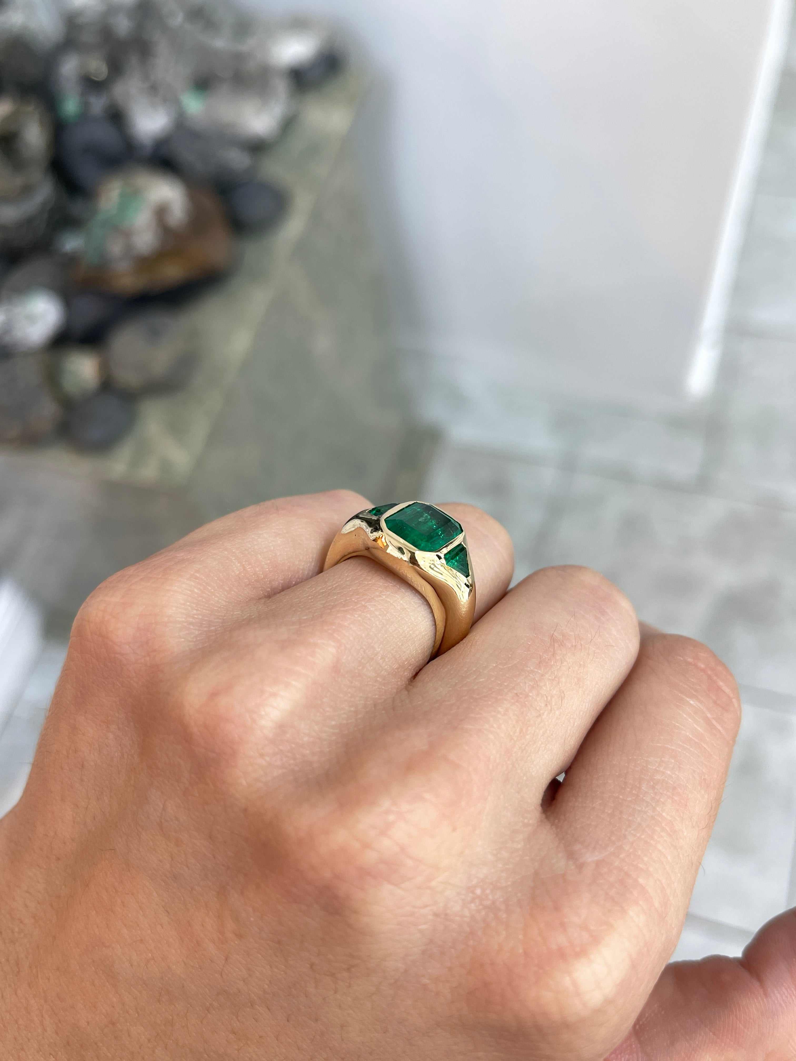 4.06tcw Muzo Colombian Emerald Three Stone Ring Trillion Cut 18K Yellow Gold 18g