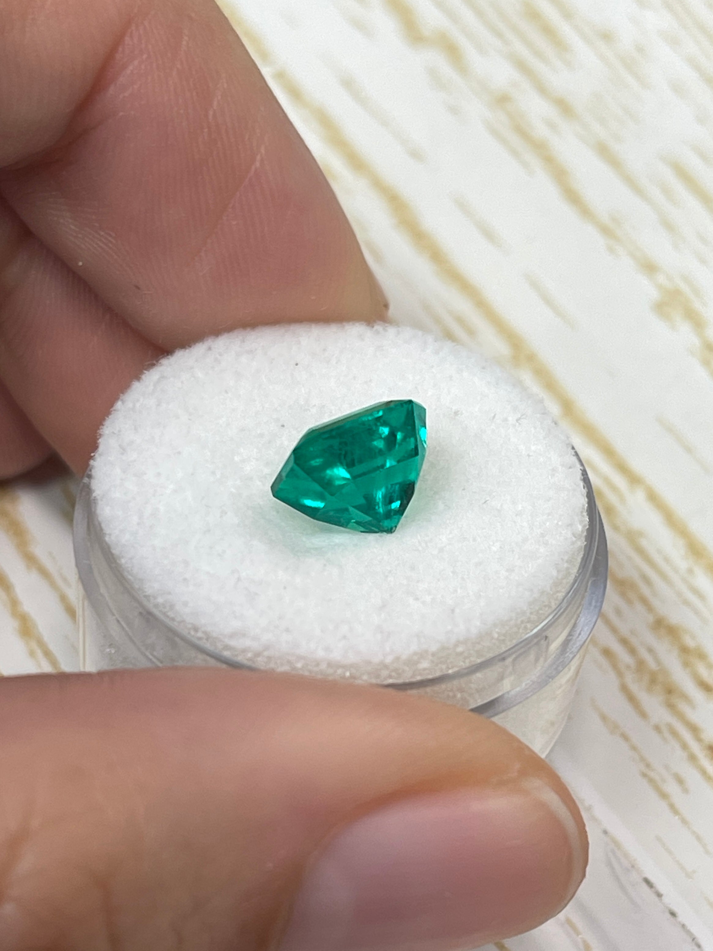 2.72 Carat RARE Certified Butterly Effect/Drop of Oil Muzo Green Natural Loose Colombian Emerald - JR Colombian Emeralds