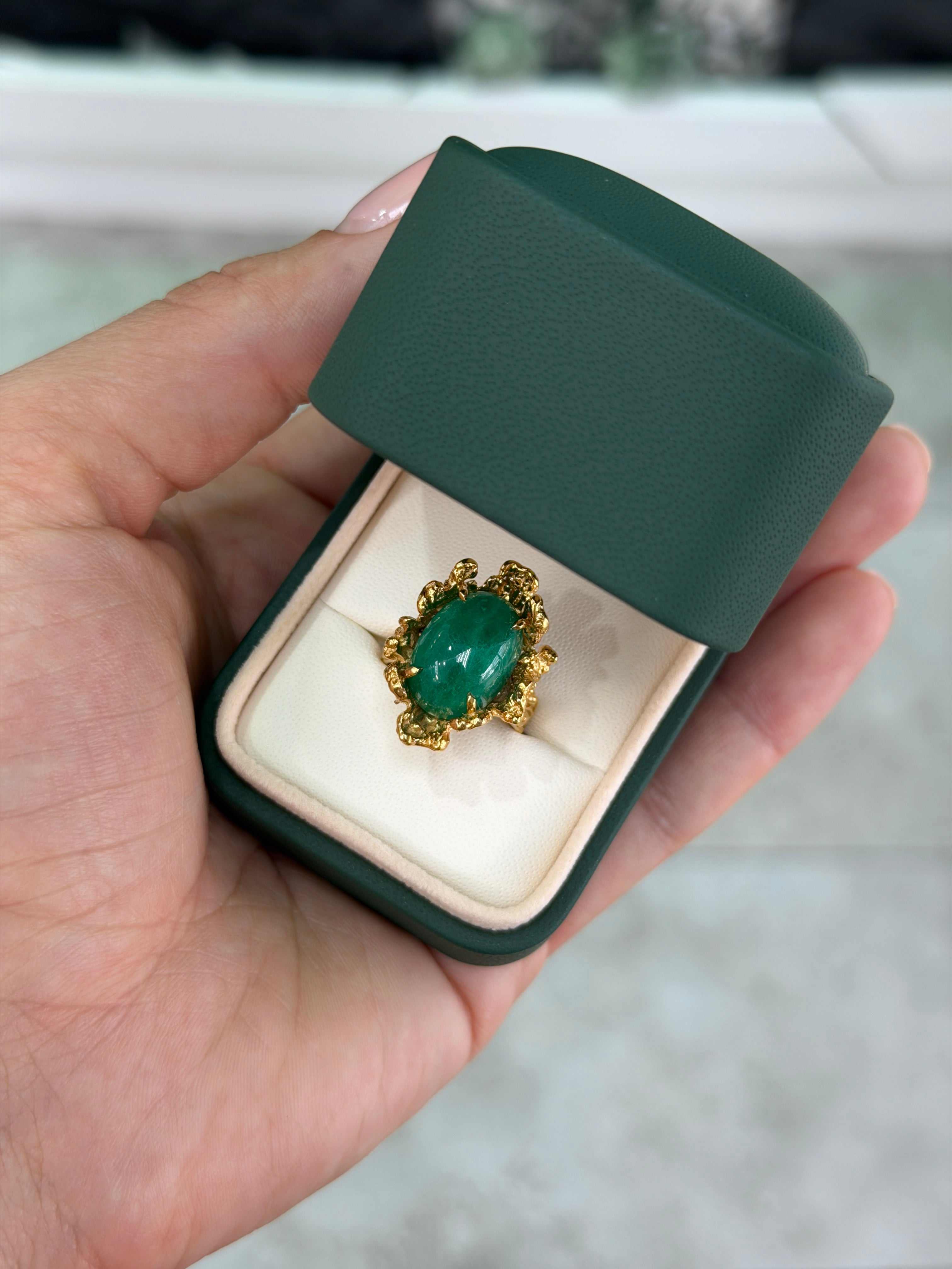 12.87ct 18K Natural Cabochon Cut Oval Emerald Solitaire Nugget Gold Ring
