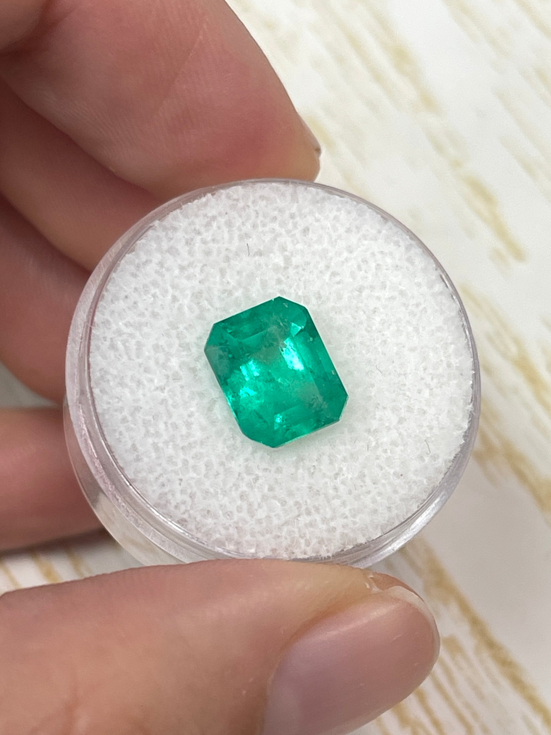 2.91 Carat 10x8 Medium Green Colombian Emerald-Emerald Cut - JR Colombian Emeralds