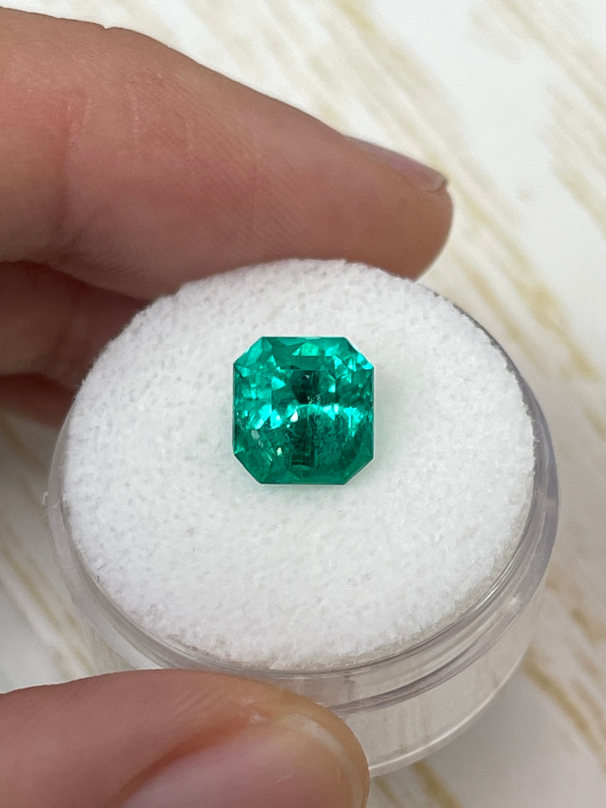 2.98 Carat GLOWING Vivid Green Natural Loose Colombian Emerald- Asscher Cut - JR Colombian Emeralds