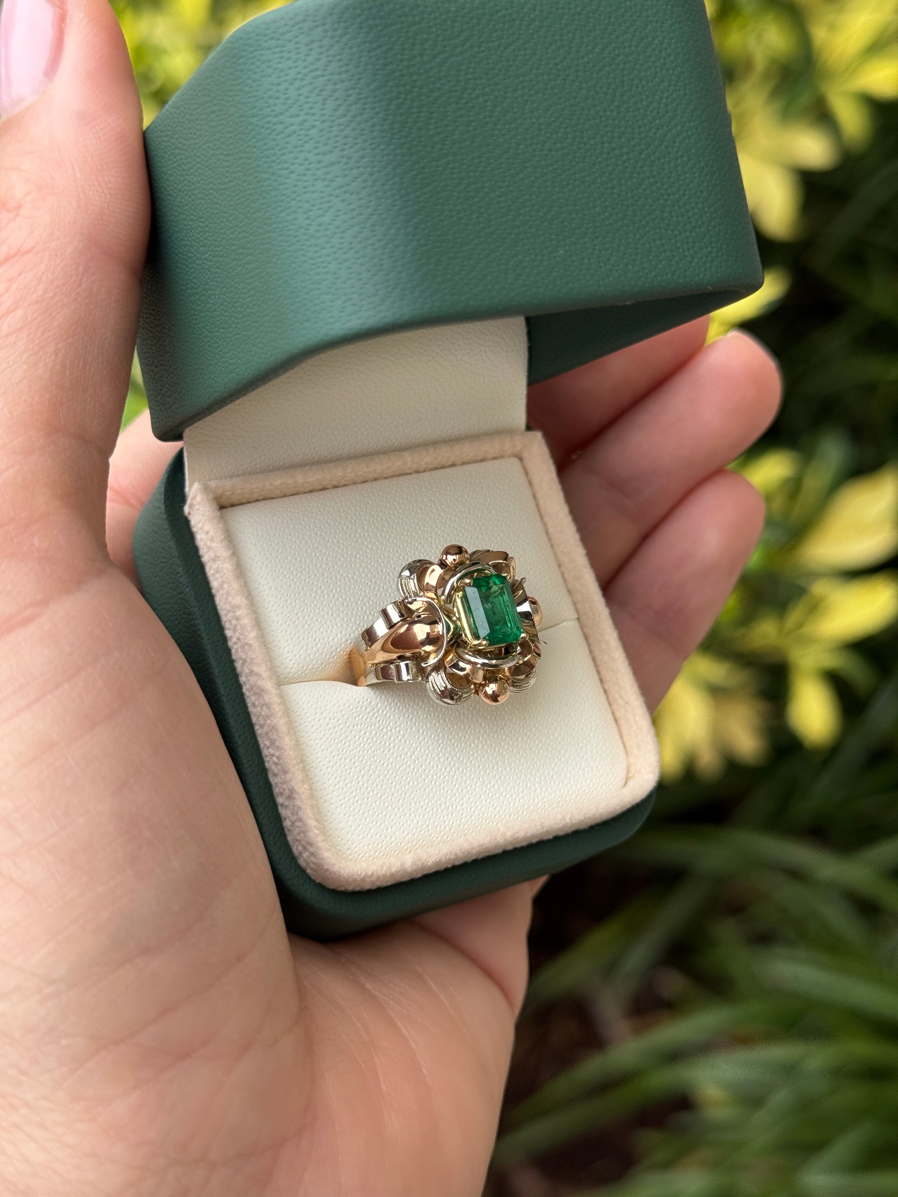 1.50 Carat AAA+ Emerald Solitaire Statement Ring 18K Rose & White Gold