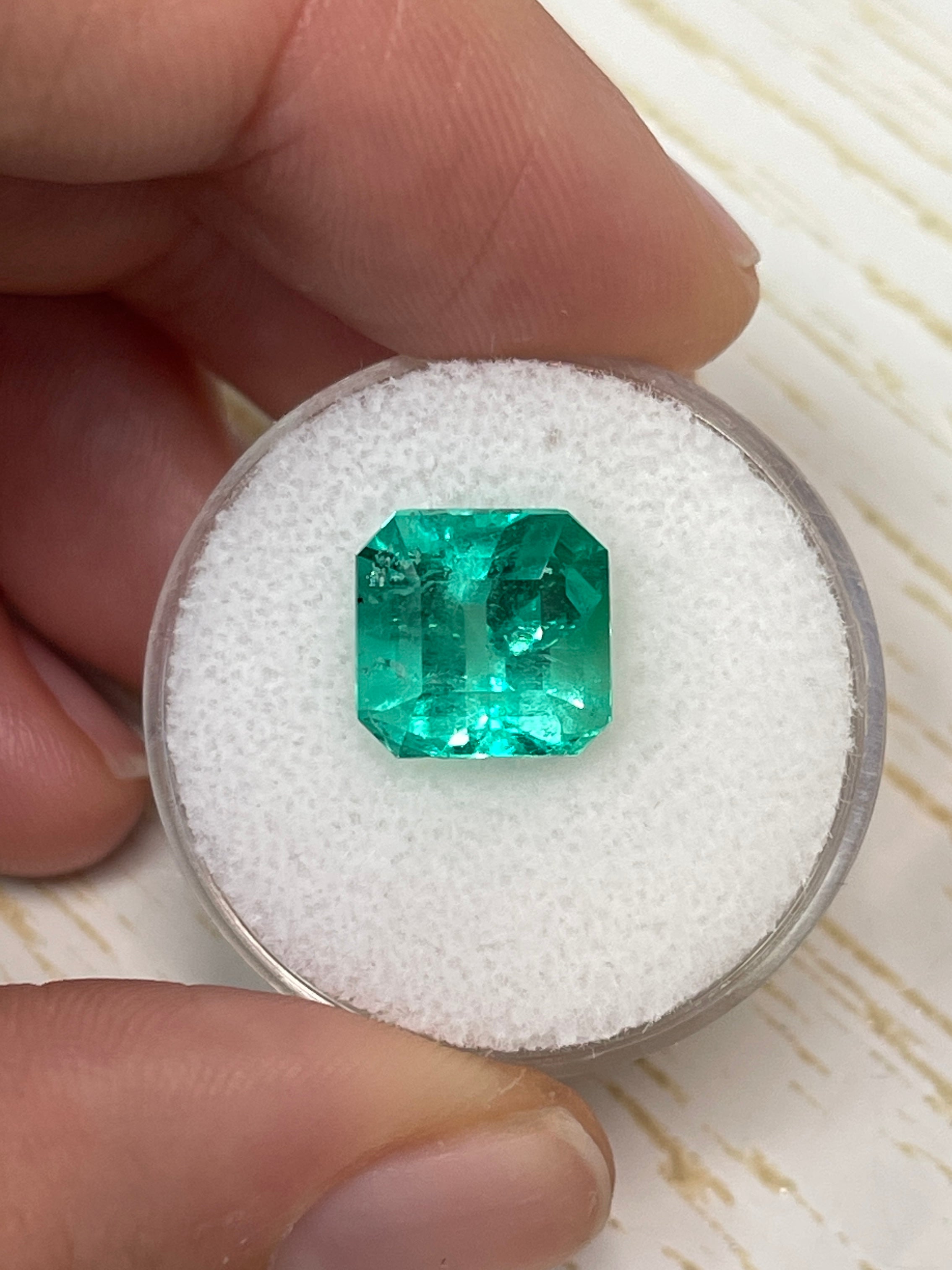 4.53 Carat 10x10 Vibrant Loose Colombian Emerald-Asscher Cut - JR Colombian Emeralds