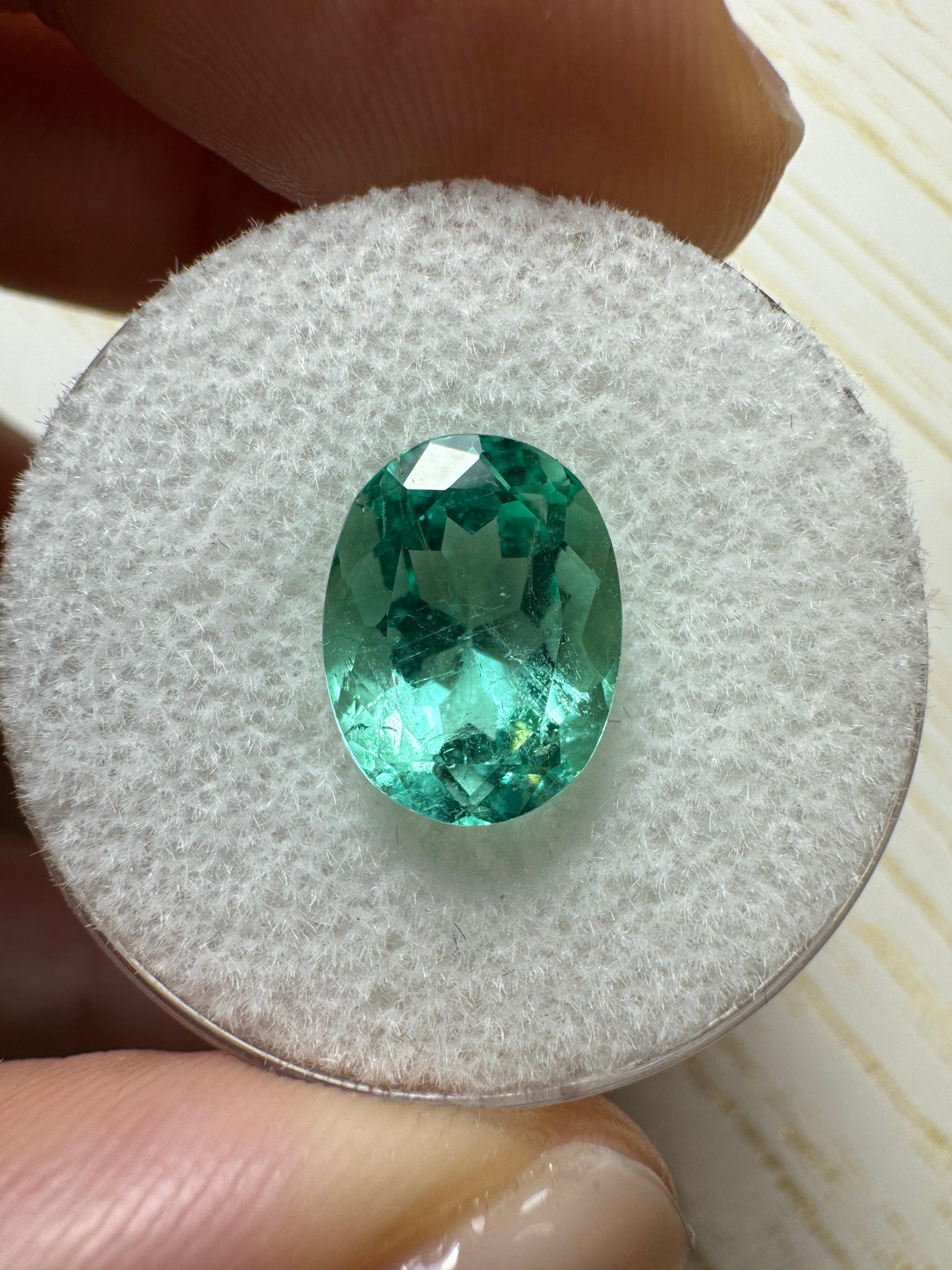 2.81 Carat VVS Seafoam Green Loose Colombian Emerald-Oval Cut - JR Colombian Emeralds