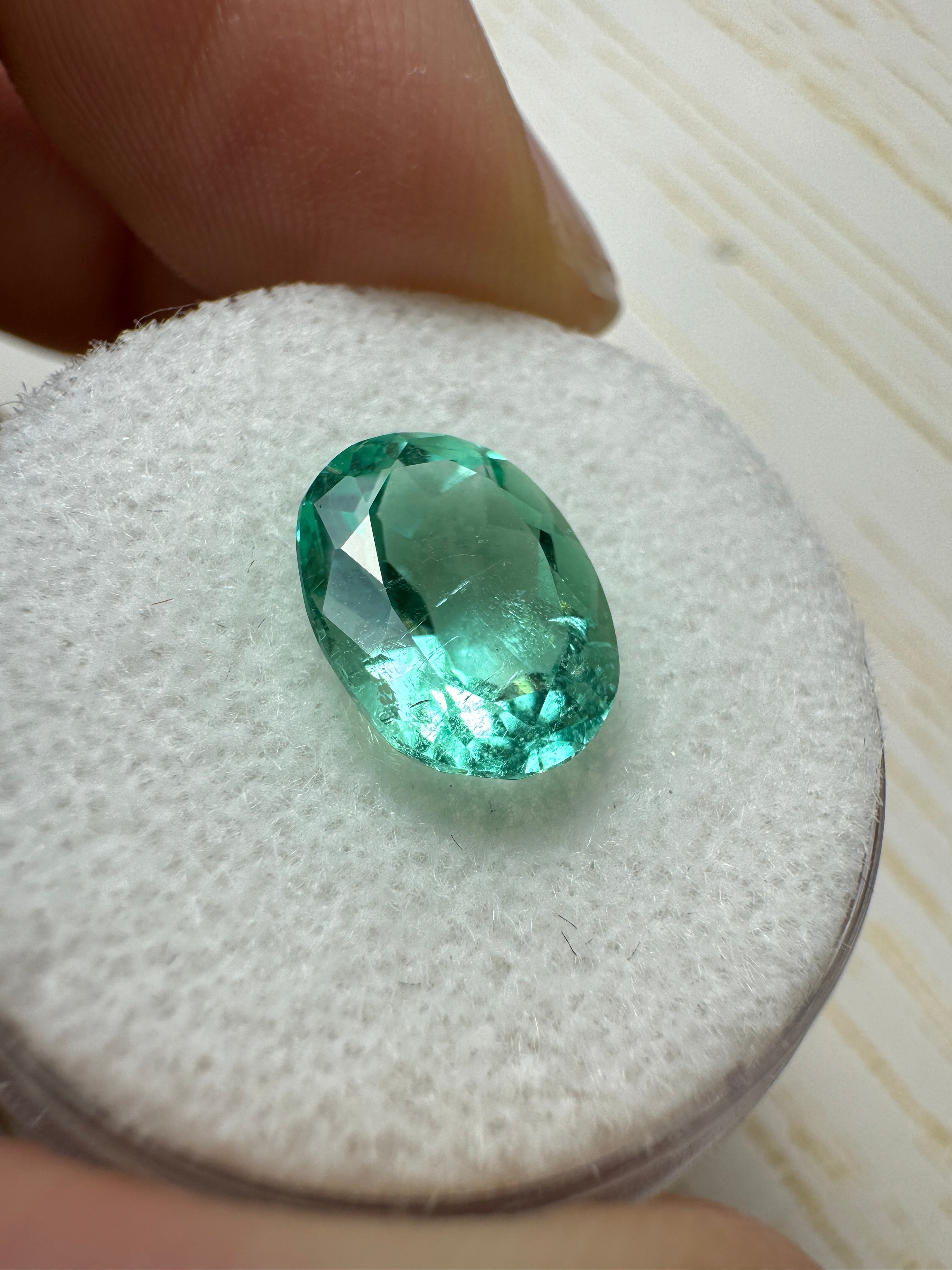 2.81 Carat VVS Seafoam Green Loose Colombian Emerald-Oval Cut - JR Colombian Emeralds