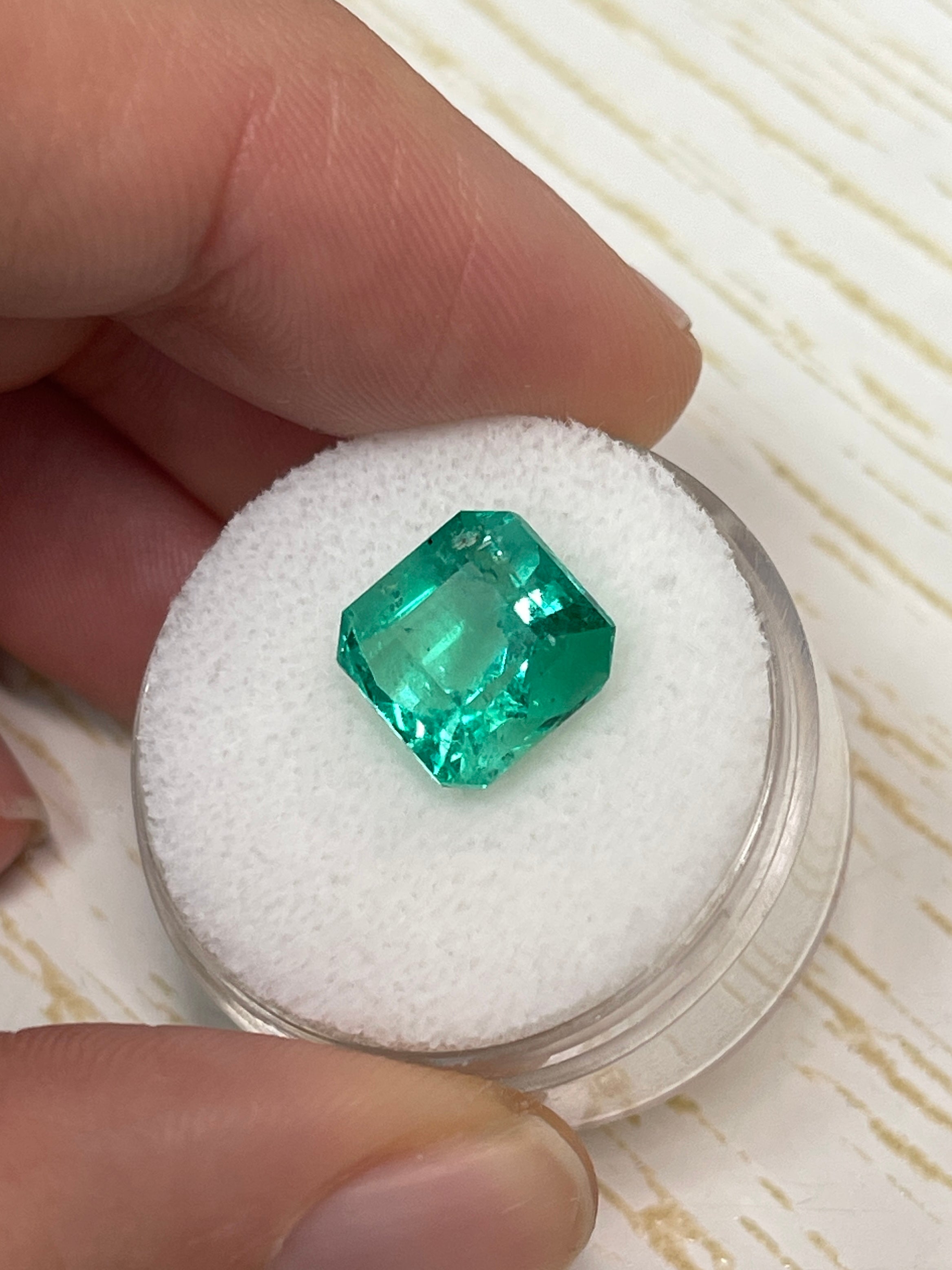 4.53 Carat 10x10 Vibrant Loose Colombian Emerald-Asscher Cut - JR Colombian Emeralds