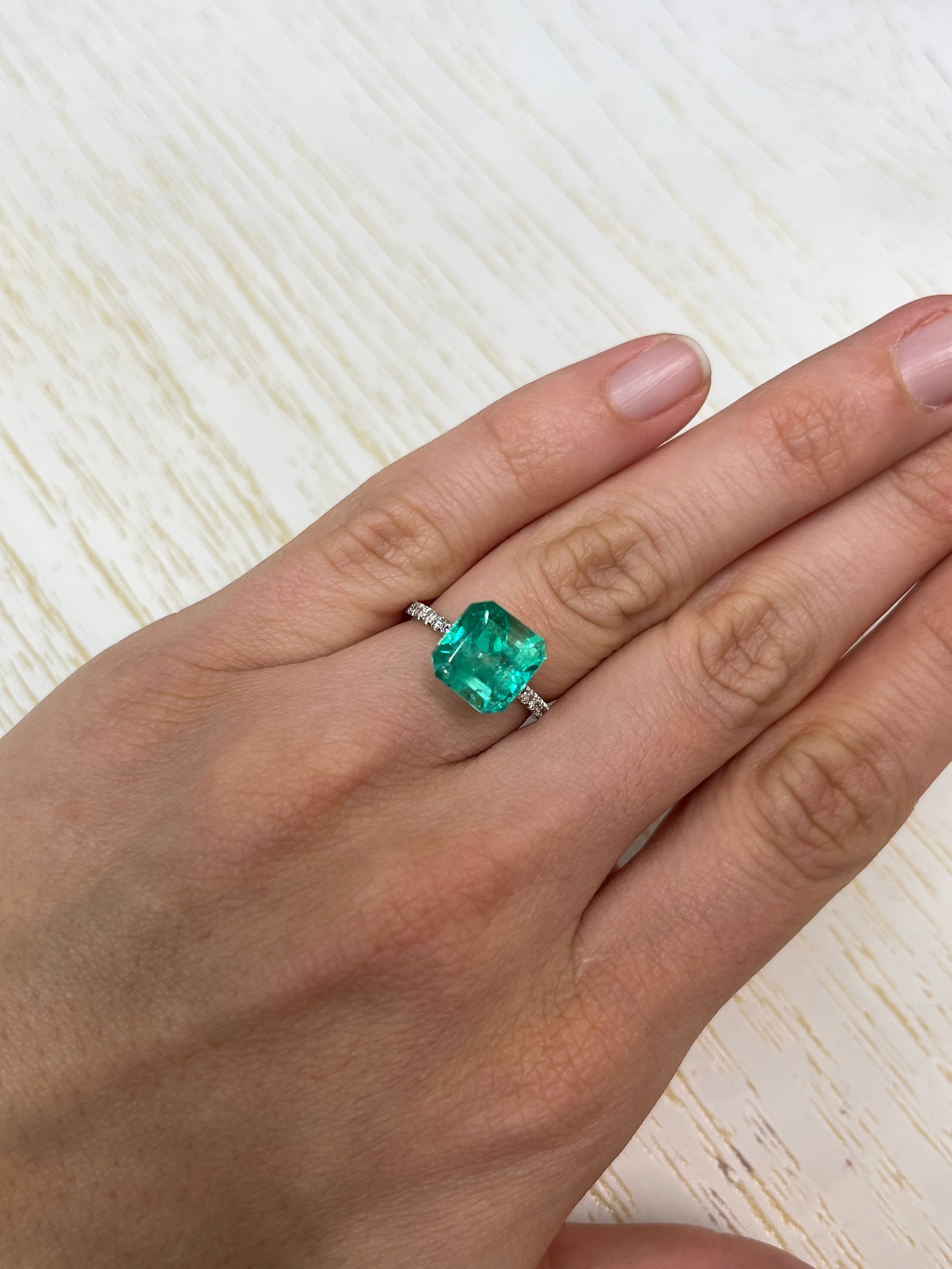 4.53 Carat 10x10 Vibrant Loose Colombian Emerald-Asscher Cut - JR Colombian Emeralds