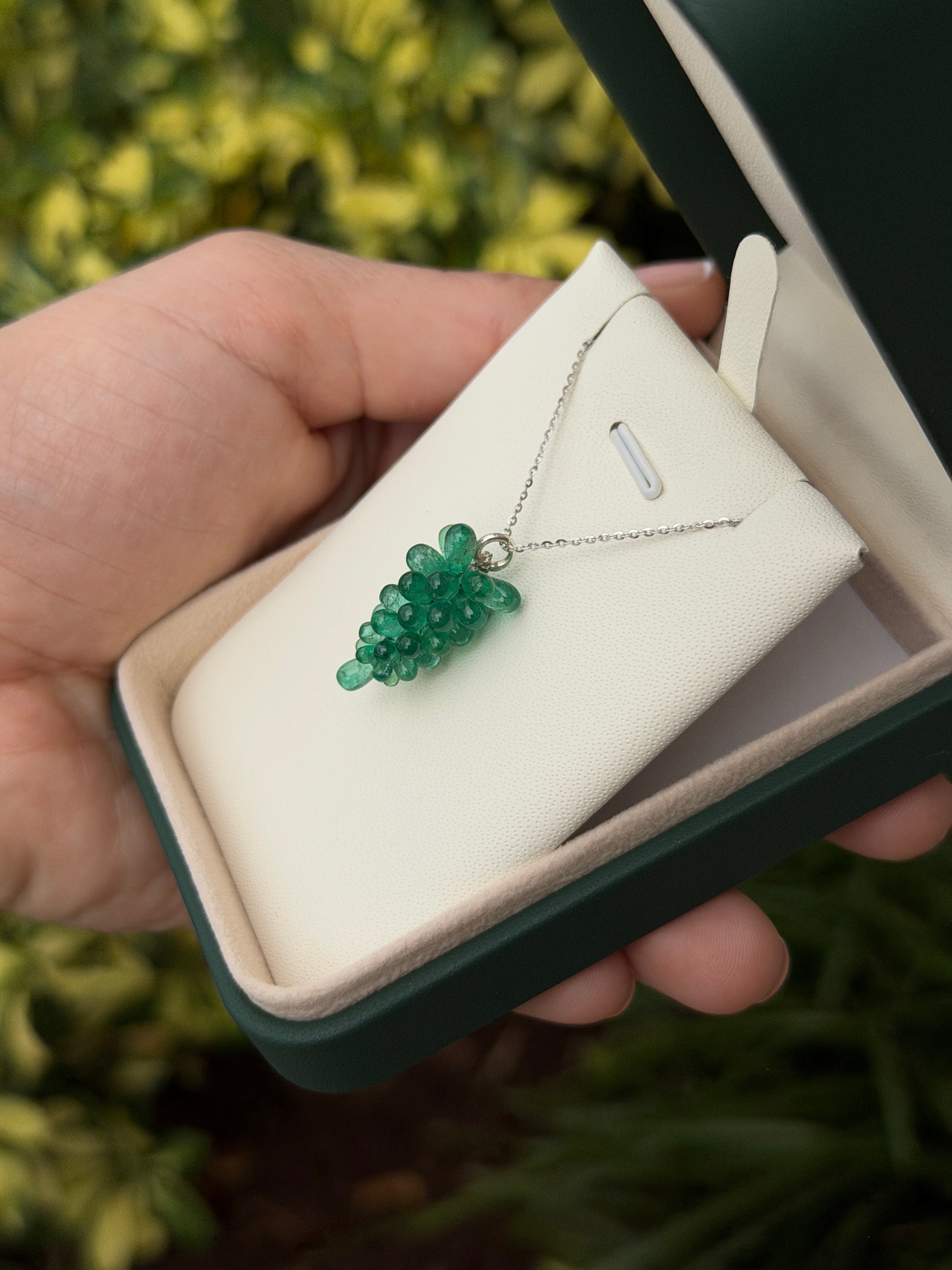 13tcw Emerald Grape Bunch 14K White Gold Necklace