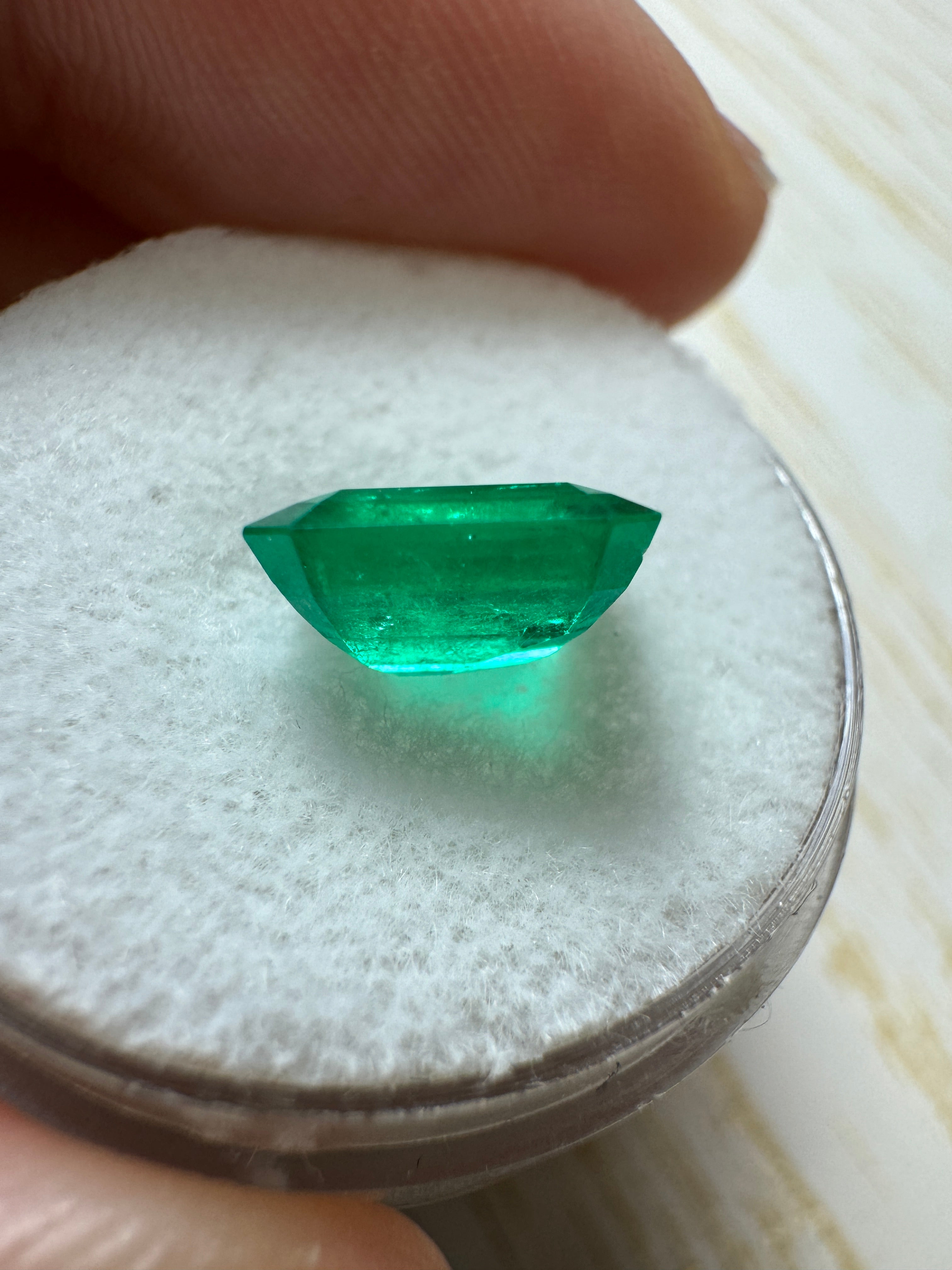 2.01 Carat 9x7.5 Deep Green Natural Loose Colombian Emerald-Emerald Cut - JR Colombian Emeralds