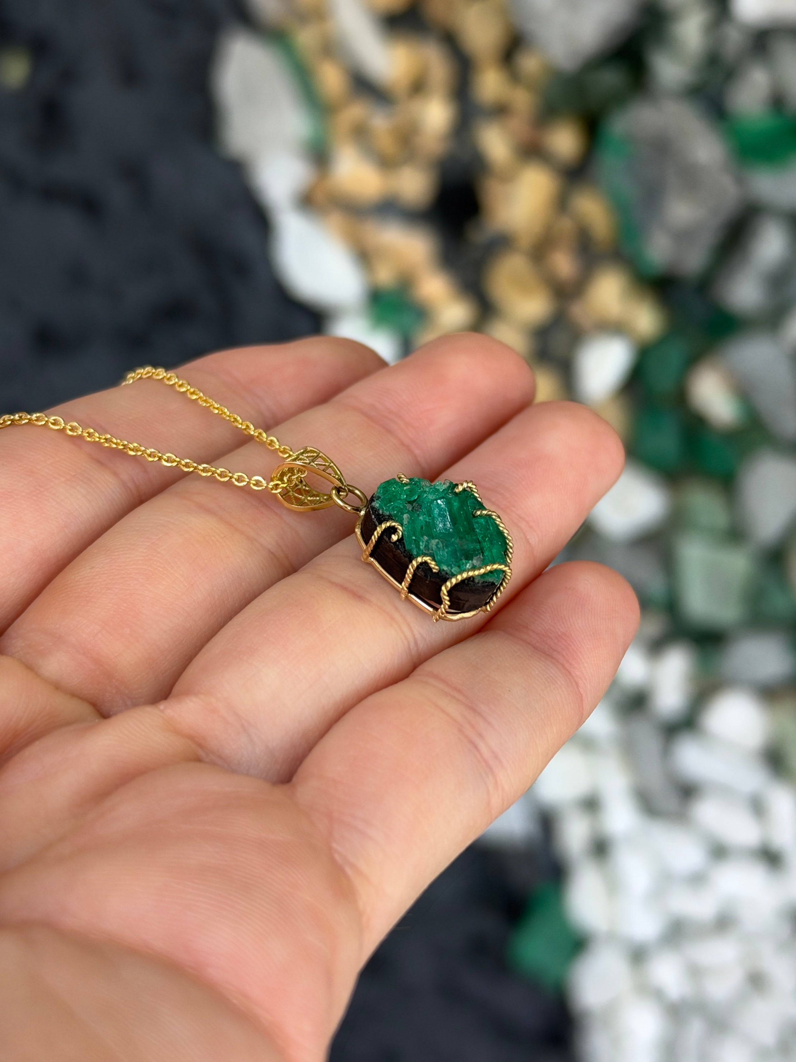 9.30ct 18K natural rough single-terminated Colombian emerald necklace by JR Colombian Emeralds