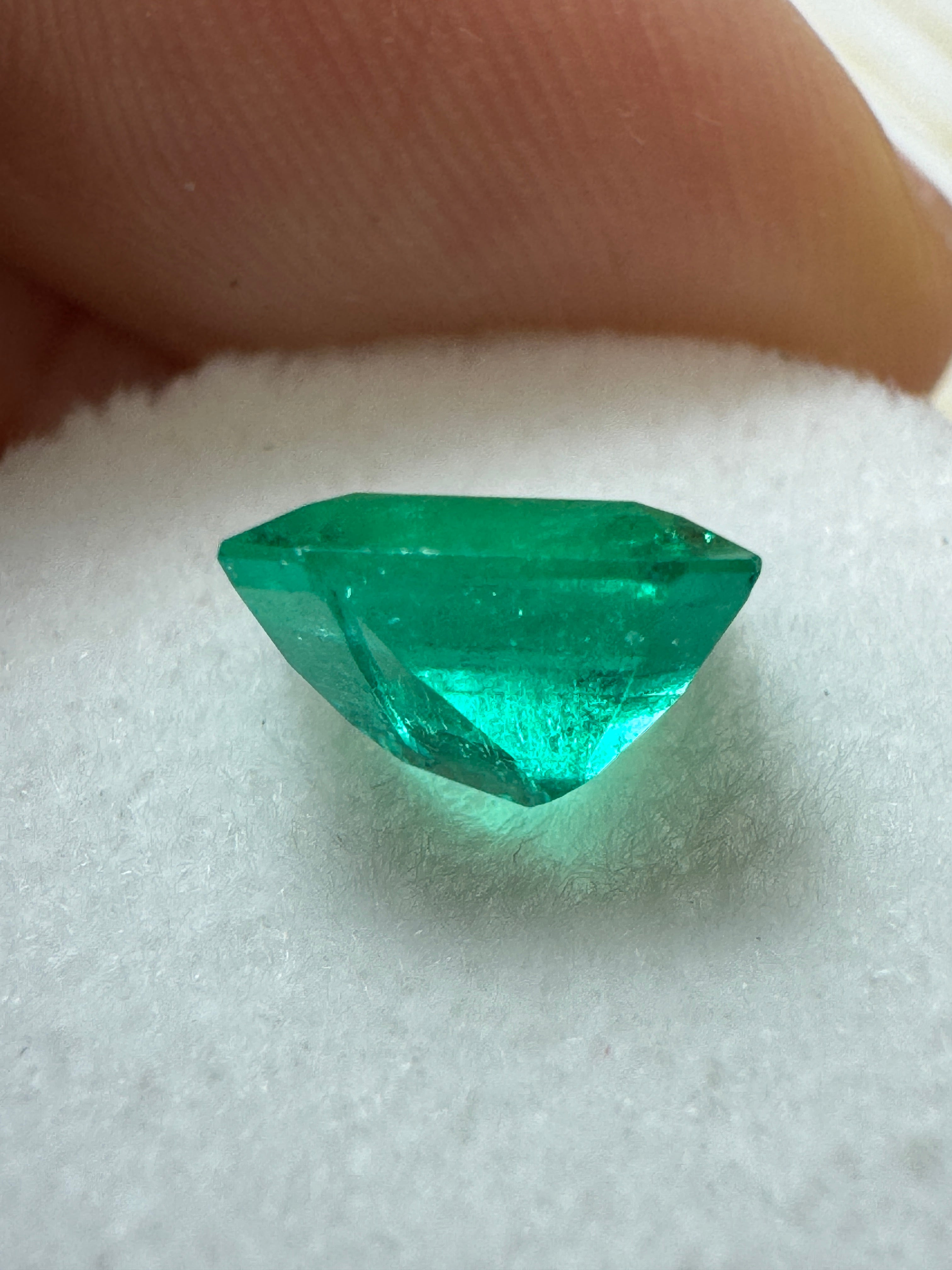 2.15 Carat 8.2x8.2 Muzo Vivid Green Natural Loose Colombian Emerald- Asscher Cut - JR Colombian Emeralds