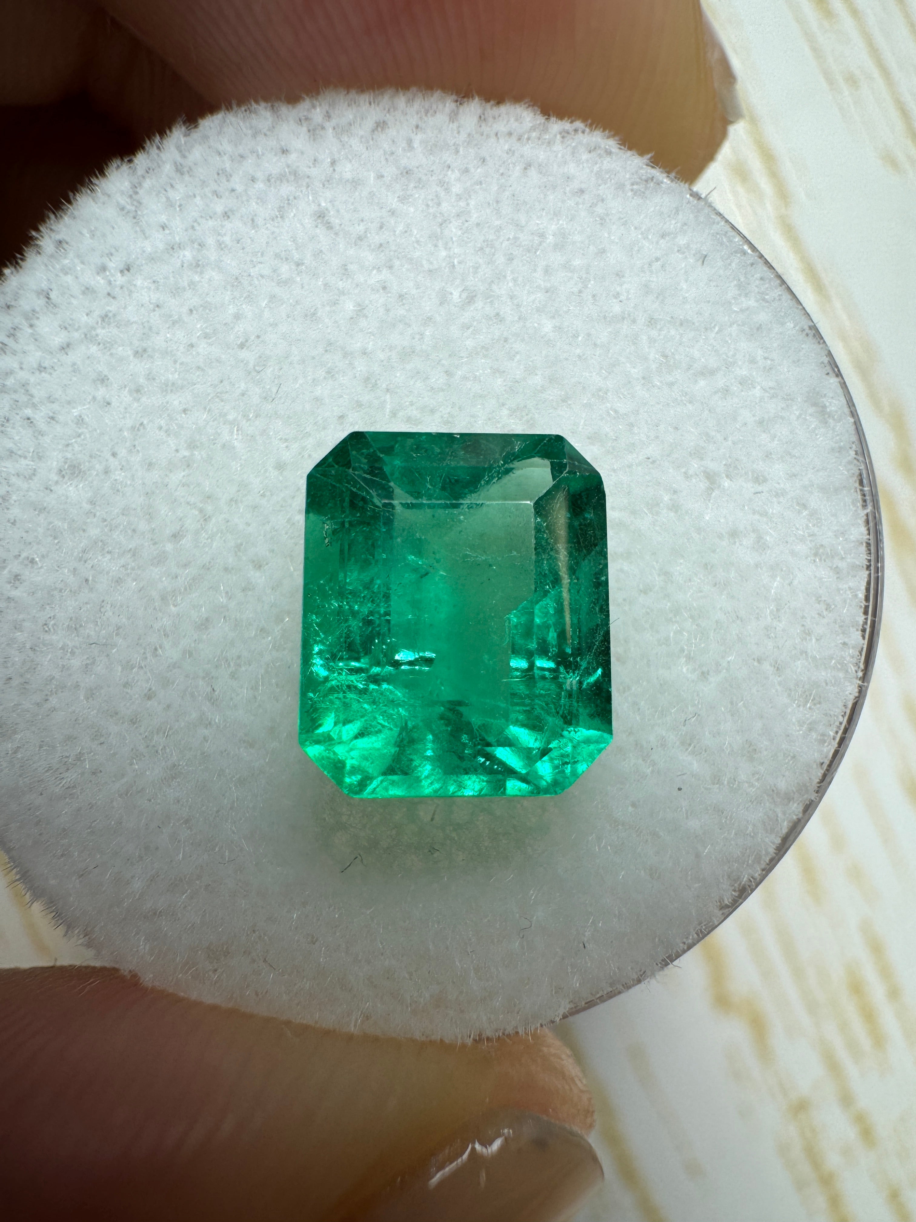 2.27 Carat Muzo Medium Green Natural Loose Colombian Emerald- Emerald Cut - JR Colombian Emeralds