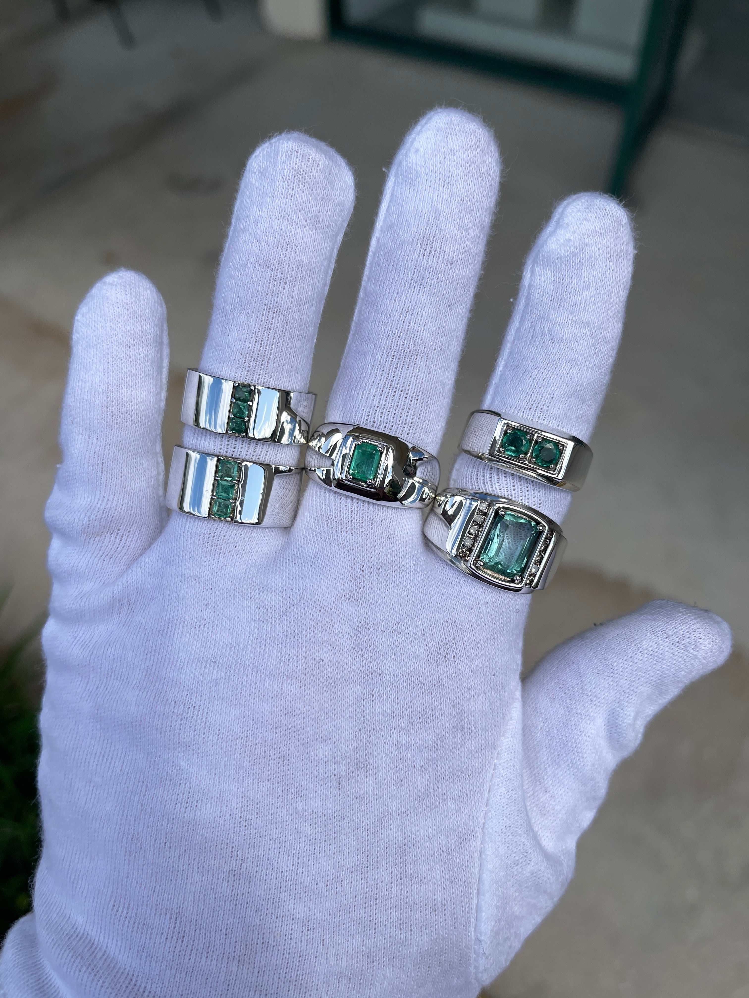 Natural Emerald Mens Ring In Sterling Silver