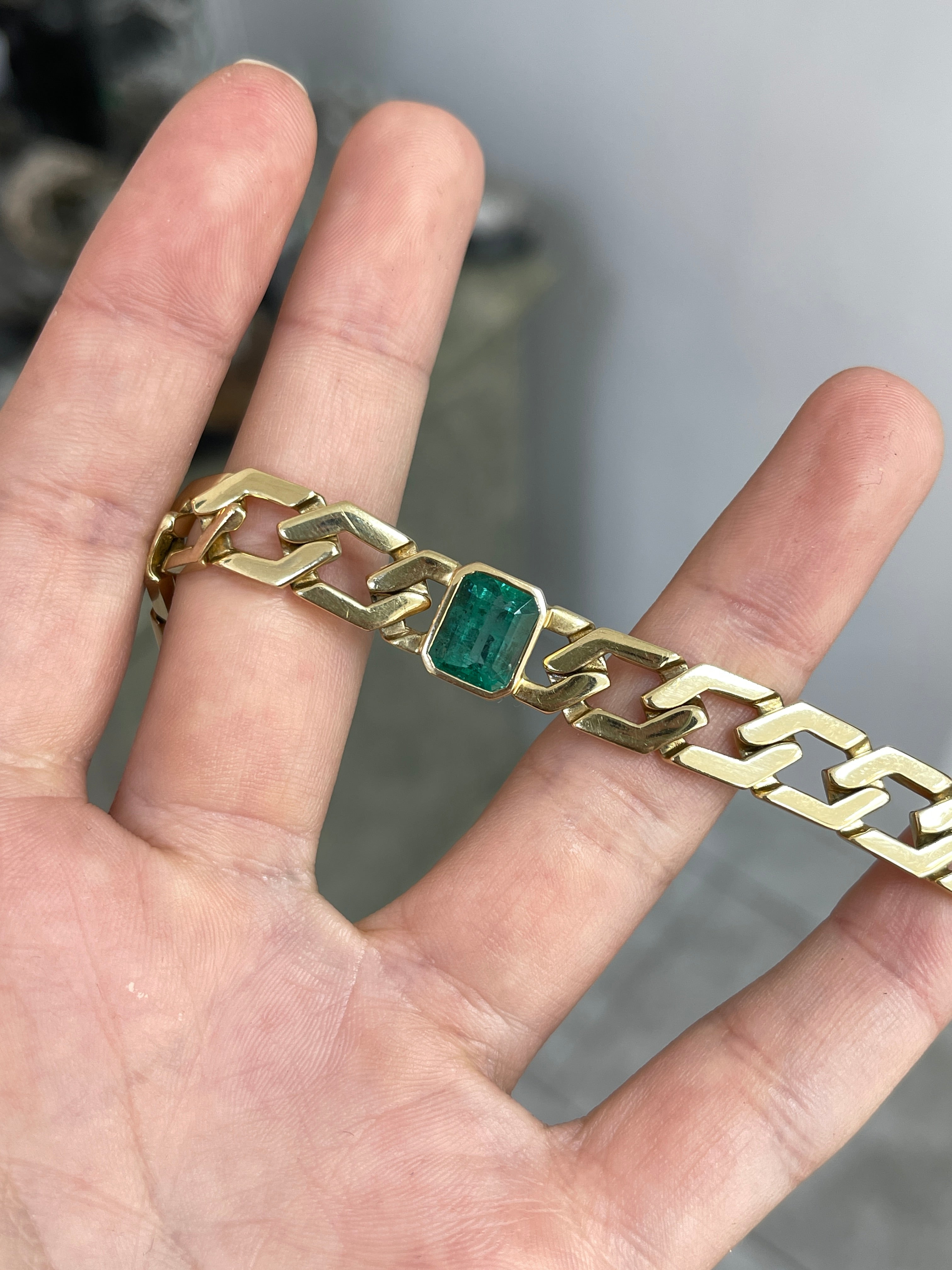 6.38 Carat Bezel Set Chunky Solid Gold Emerald Link Bracelet- 7 Inches - JR Colombian Emeralds