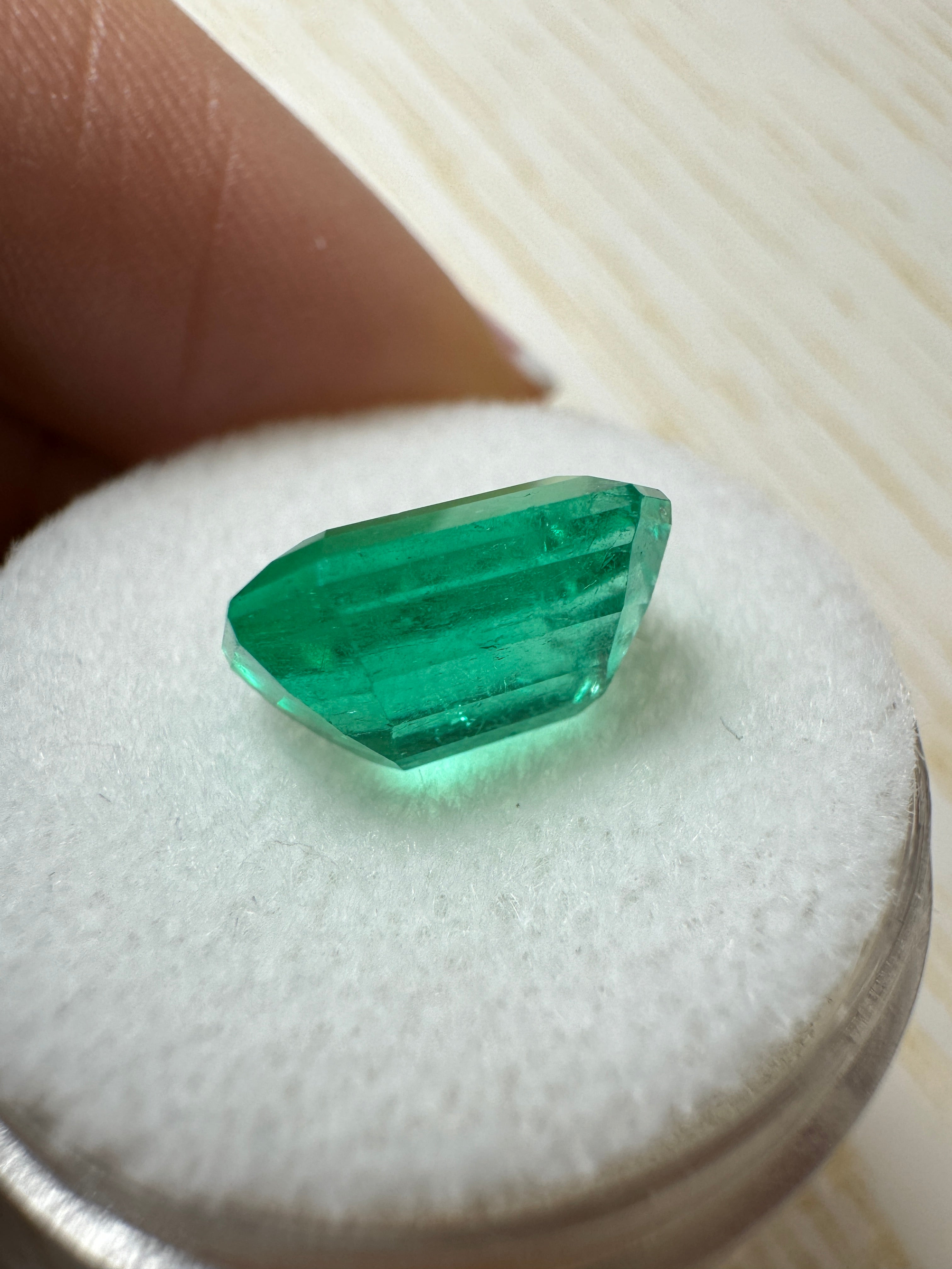 3.88 Carat 11x8 GLOWING Green Natural Loose Colombian Emerald-Emerald Cut - JR Colombian Emeralds