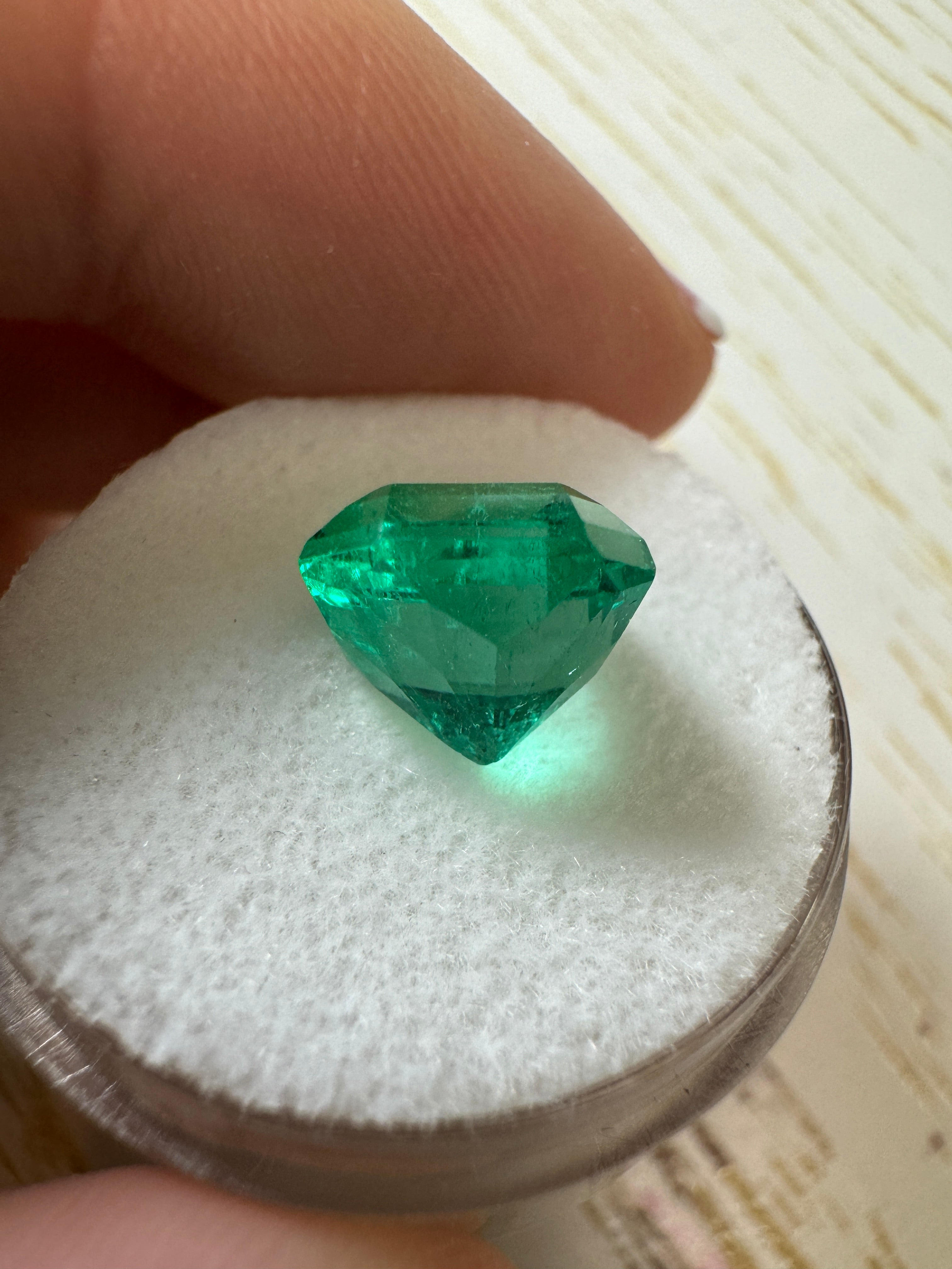 4.18 Carat 10x9.5 Vibrant Loose Colombian Emerald-Asscher Cut - JR Colombian Emeralds