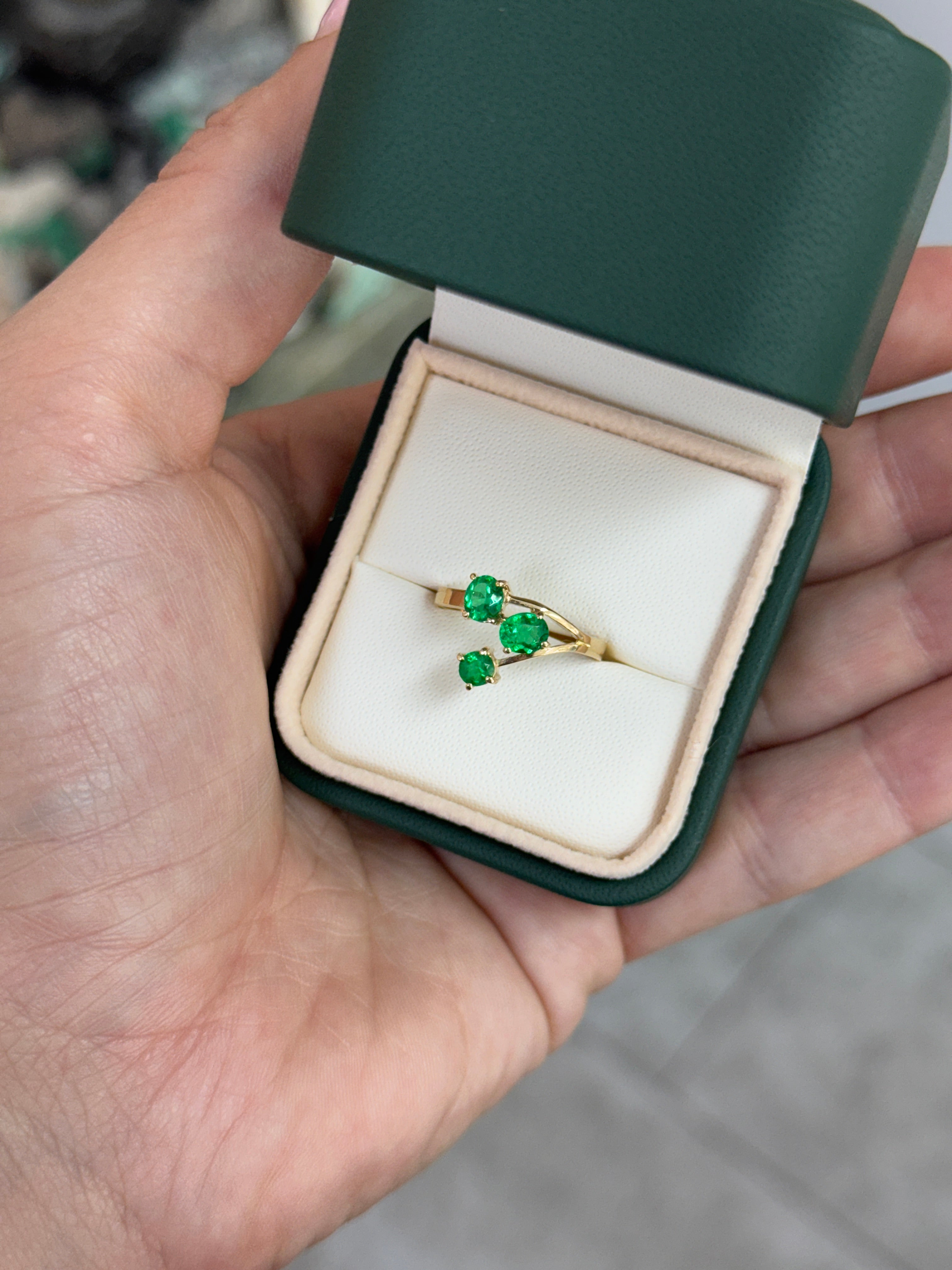 1.0tcw AAA+ Vivid Muzo Colombian Emerald Cluster Three Stone 18K Ring