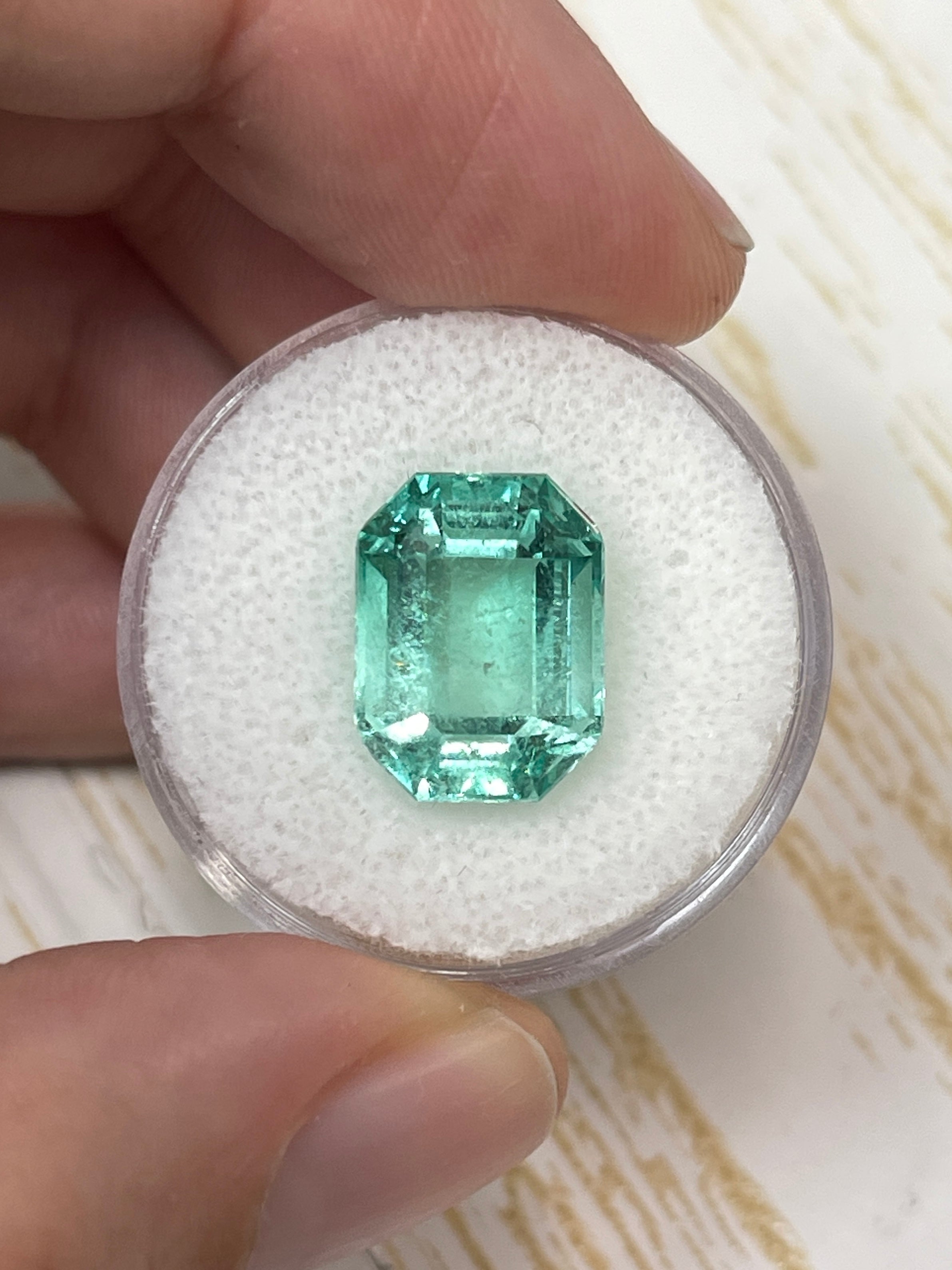 7.62 Carat 13x10 Clear Loose Colombian Emerald- Emerald Cut - JR Colombian Emeralds