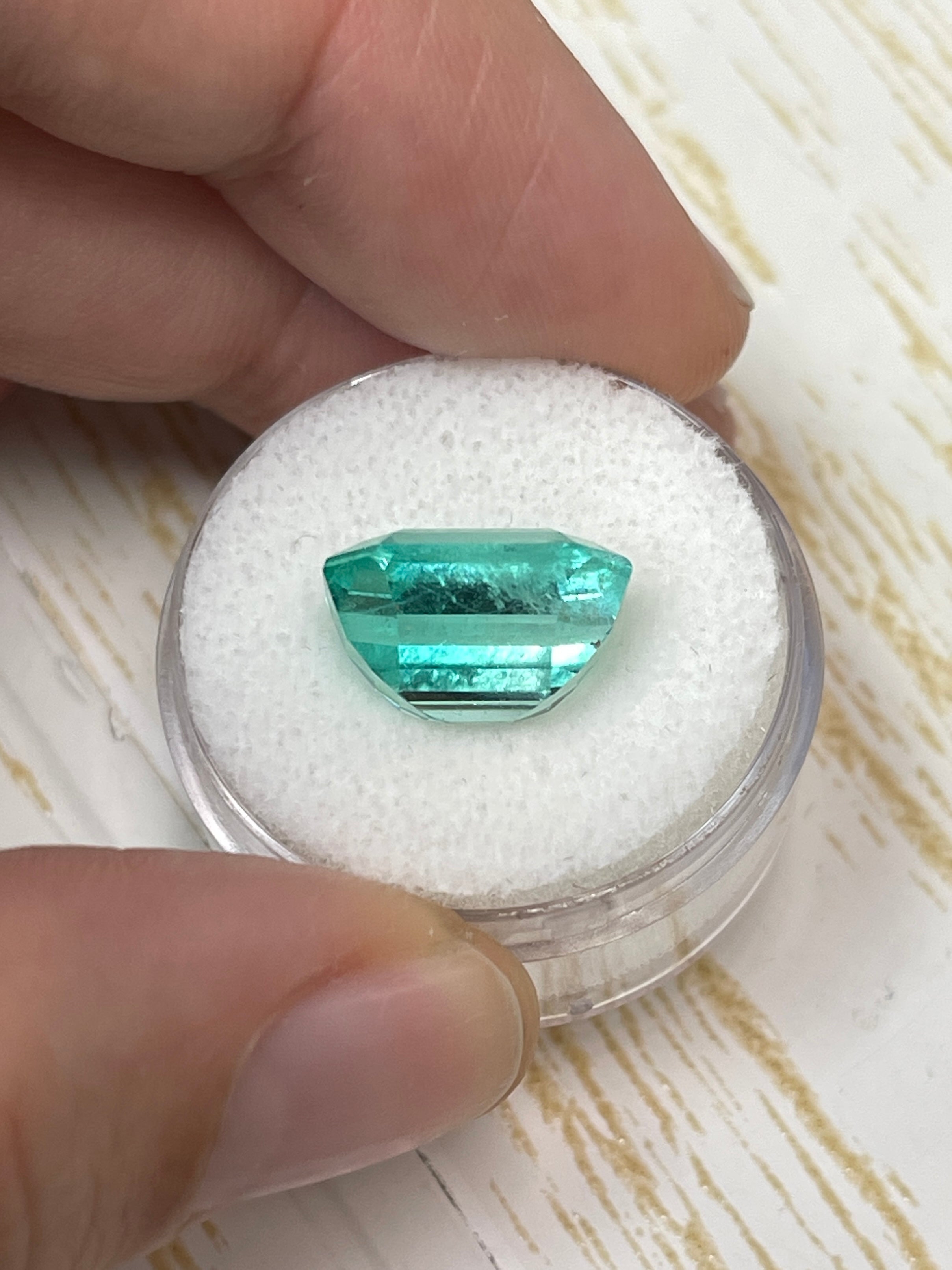 7.62 Carat 13x10 Clear Loose Colombian Emerald- Emerald Cut - JR Colombian Emeralds