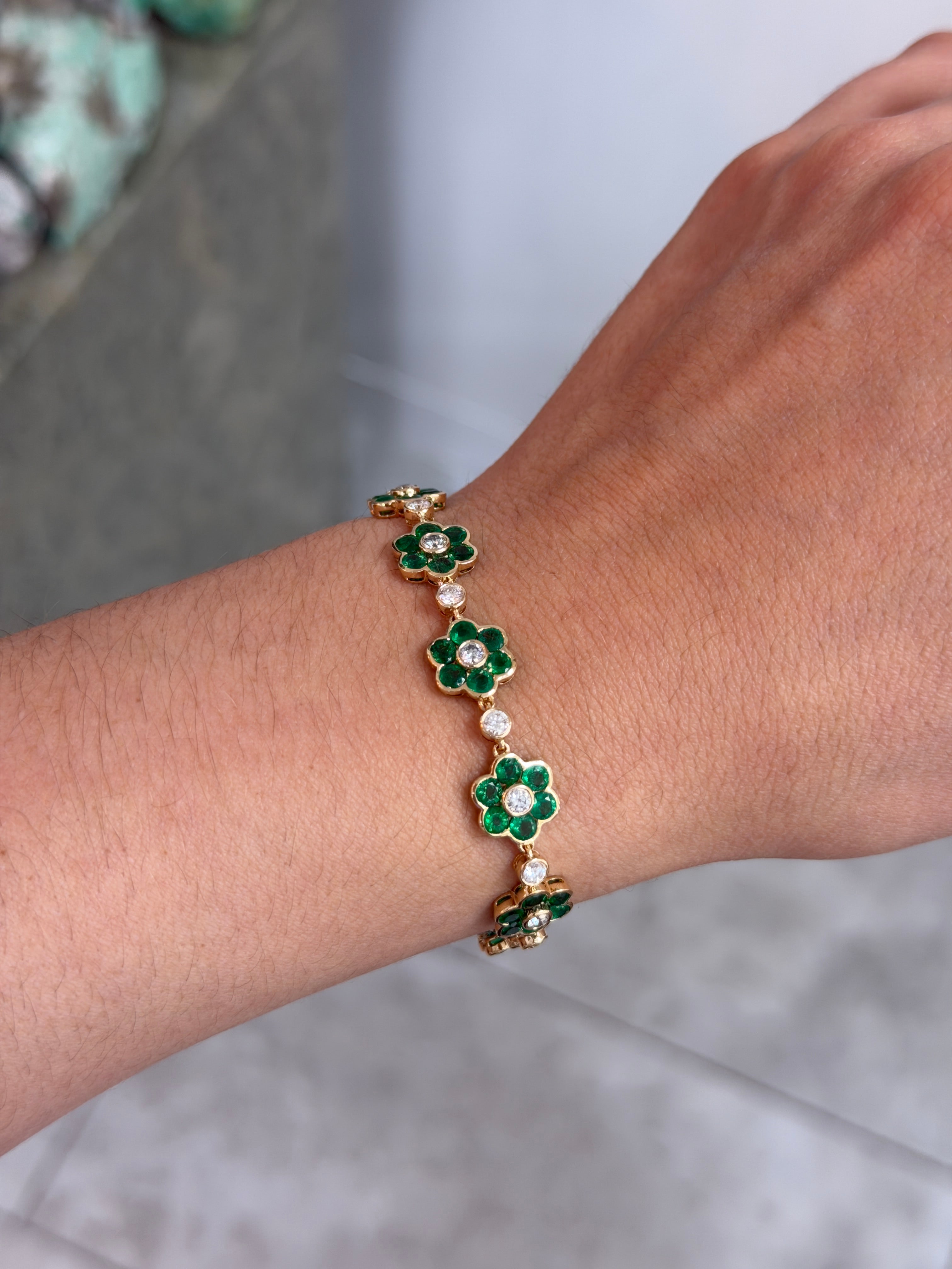 10.03tcw 14K Floral Natural Vivid Green Emerald & Diamond Bracelet 7"