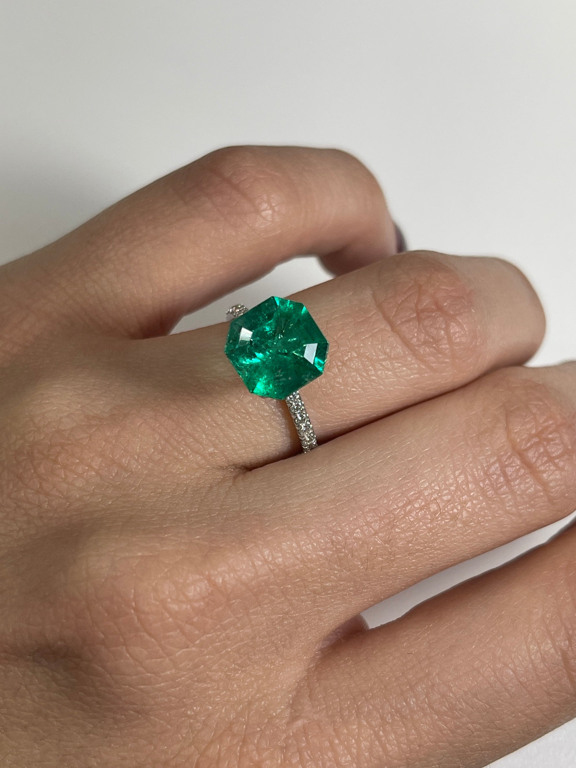 3.68 Carat AAA Vivid Muzo Natural Loose Colombian Emerald-Asscher Cut w/ Clipped Corners