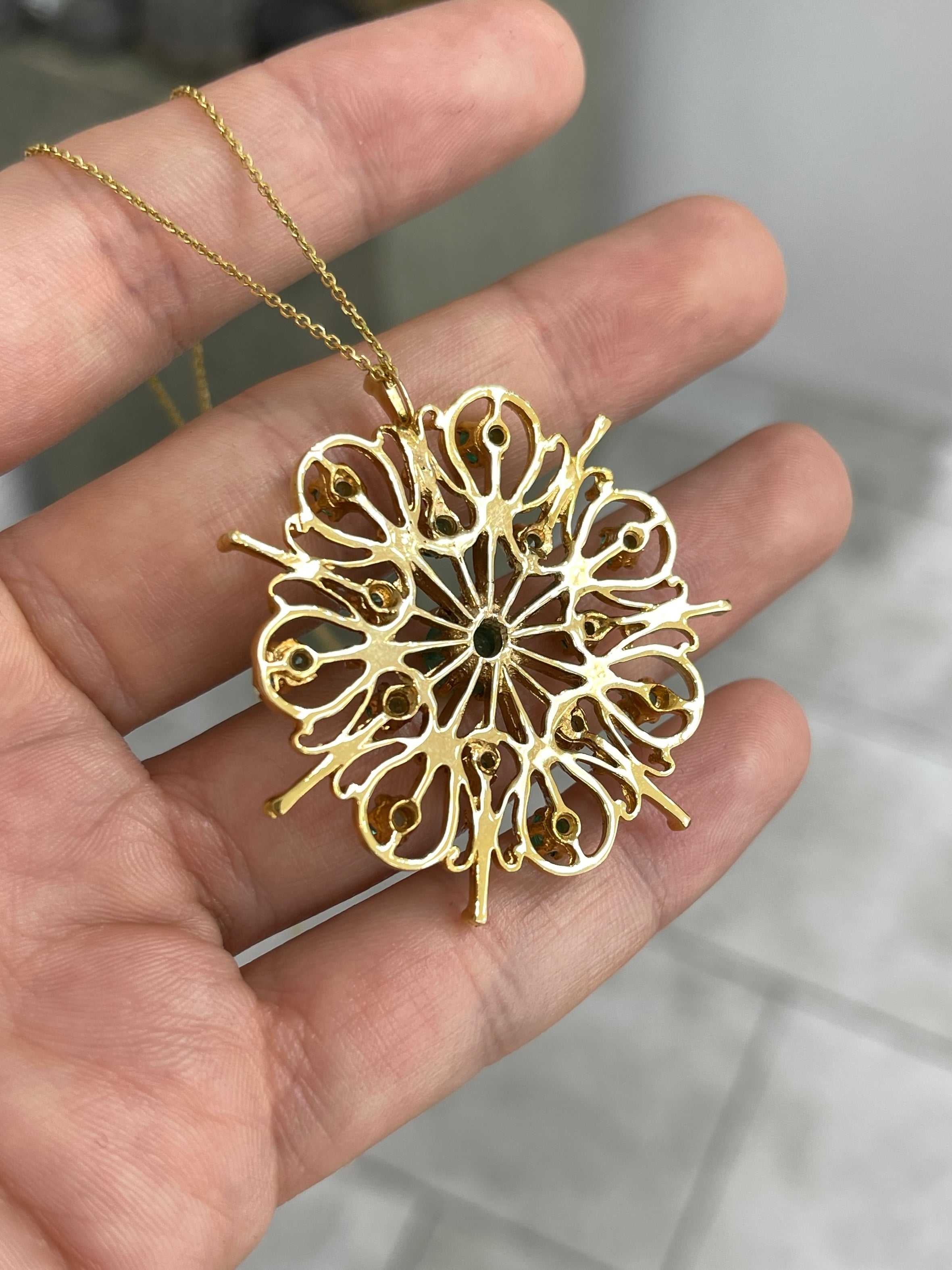 2.91tcw Vintage Emerald Starburst Medallion Necklace 14K 1.80 Inches x 1.80 Inches - JR Colombian Emeralds