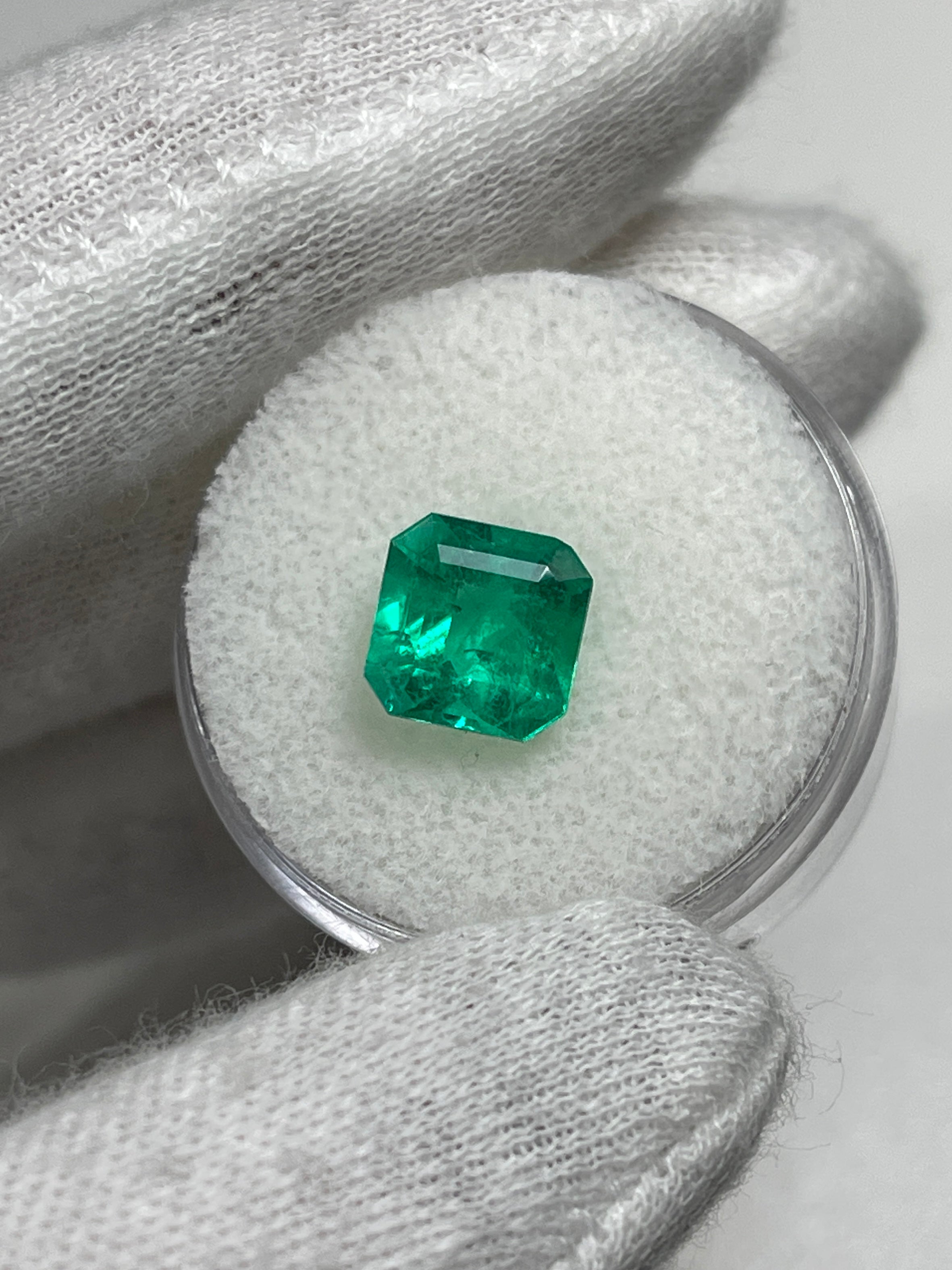 2.15 Carat 8.2x8.2 Muzo Vivid Green Natural Loose Colombian Emerald- Asscher Cut