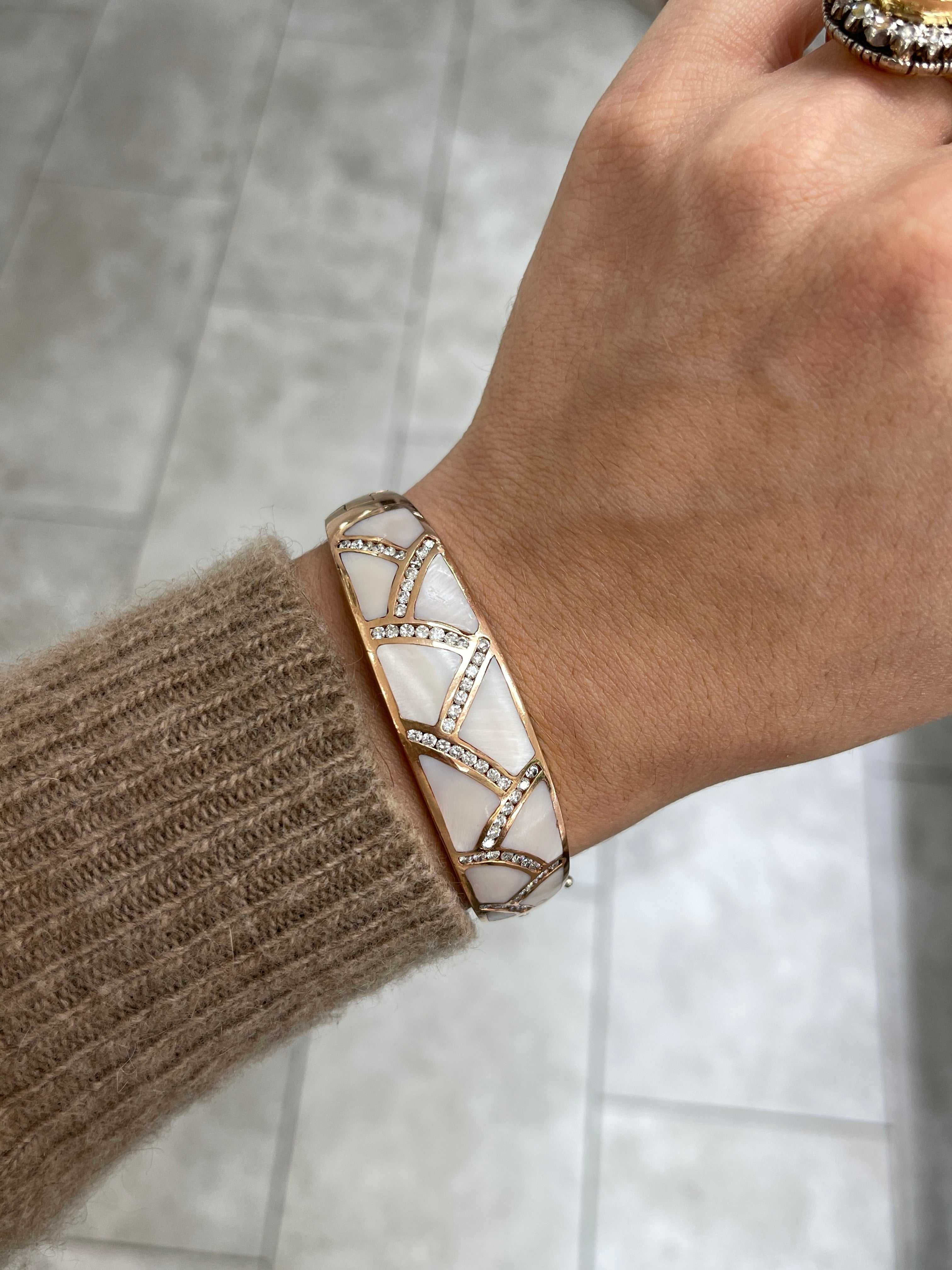 Mother of Pearl & Diamond Rose Gold Bangle 14K - JR Colombian Emeralds