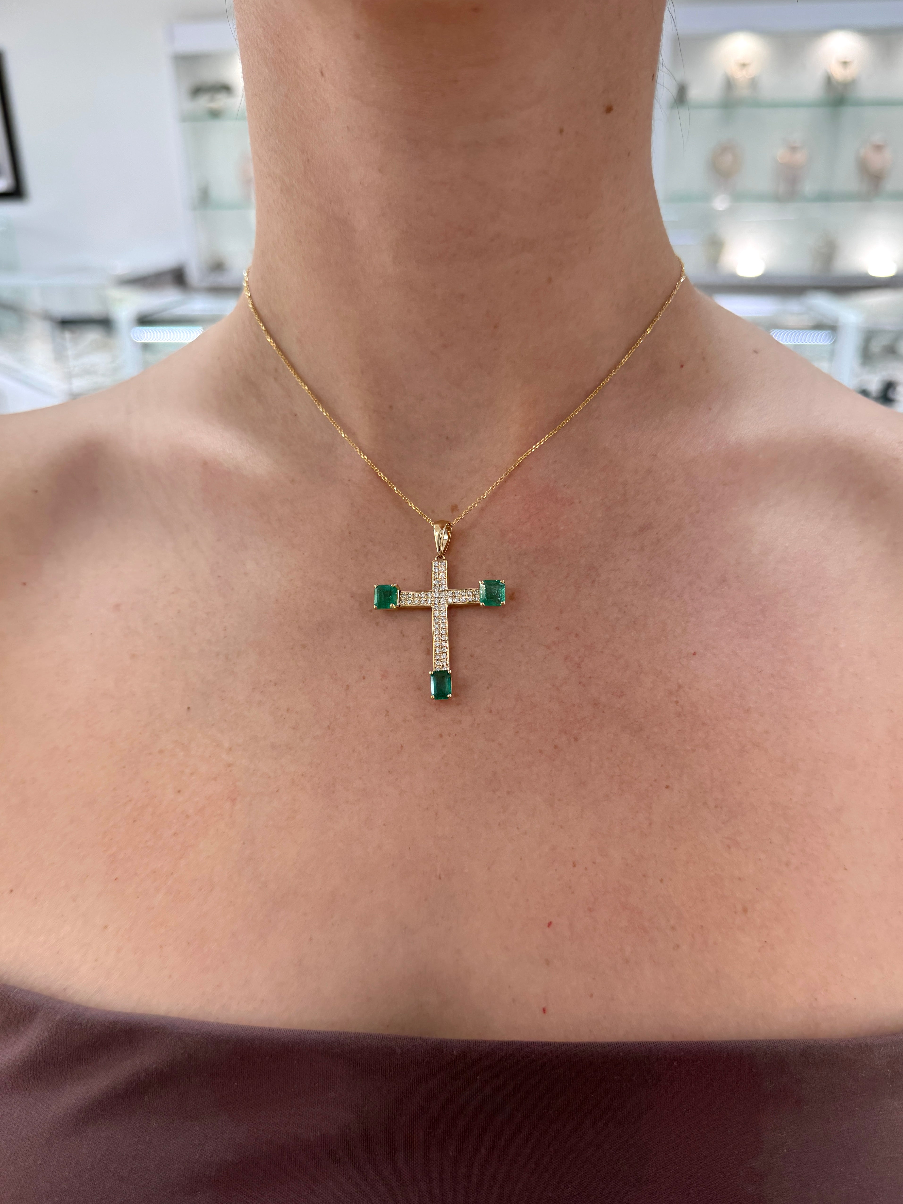 4.01tcw 14K Natural Emerald & Diamond Pave Cross Pendant Necklace