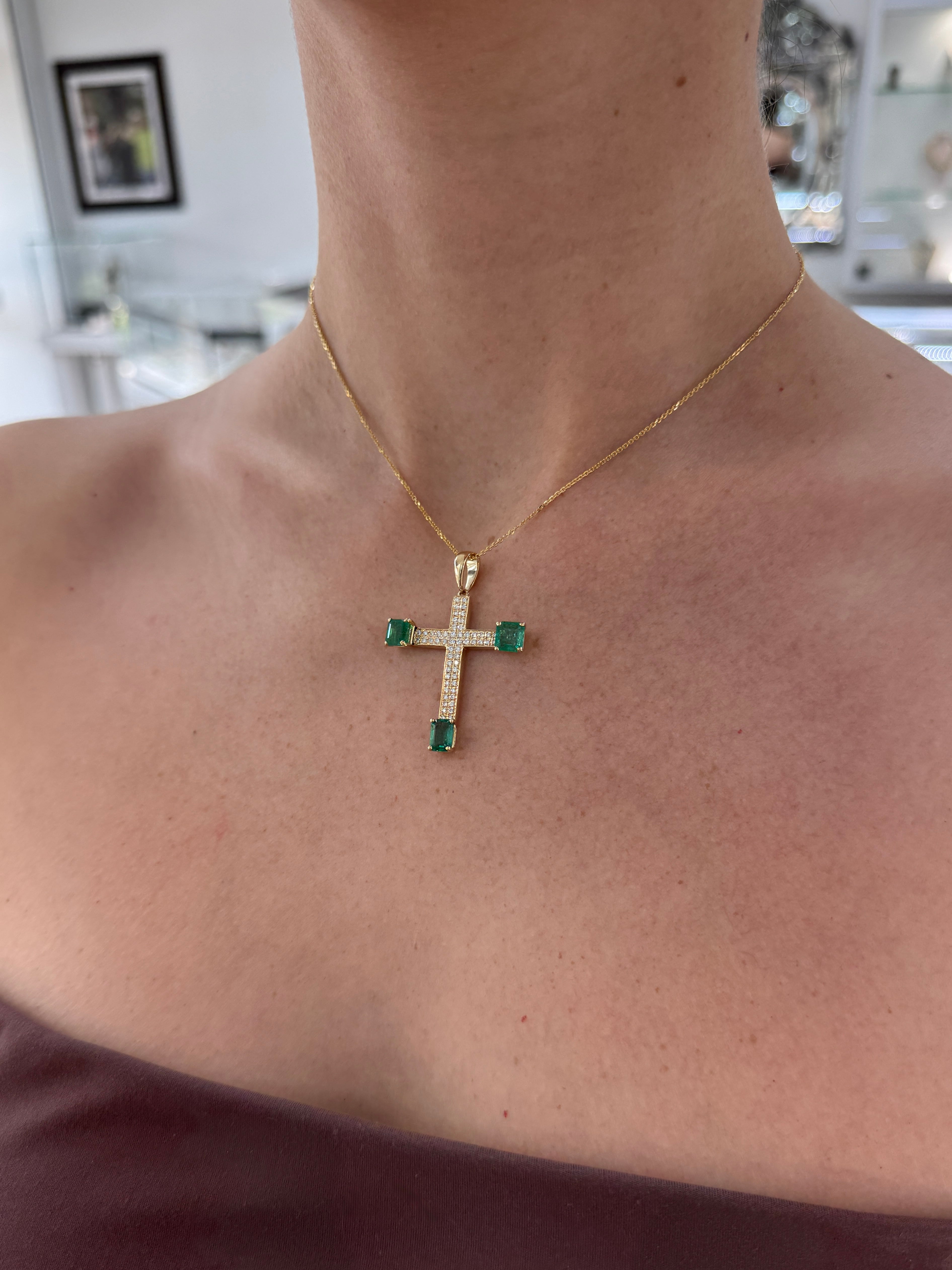 4.01tcw 14K Natural Emerald & Diamond Pave Cross Pendant Necklace