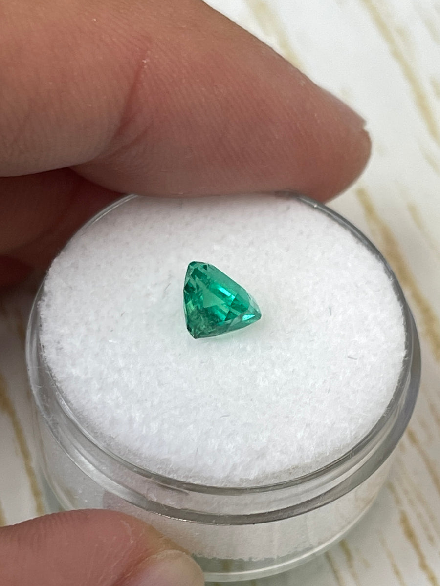 Unset Asscher Cut Emerald from Colombia: 1.01 Carat Square Gem