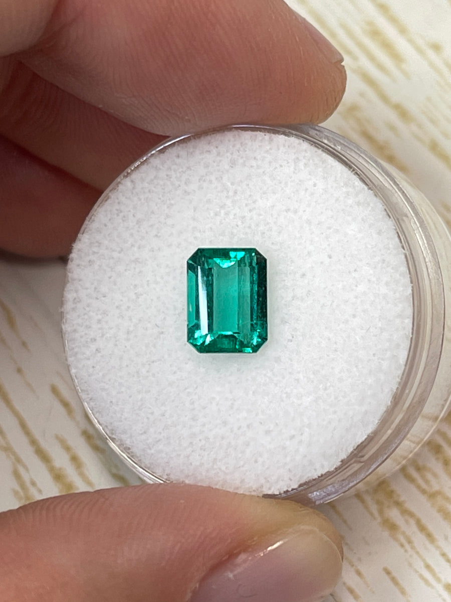 VS Quality 1.26 Carat Loose Colombian Emerald - Emerald Cut Gem