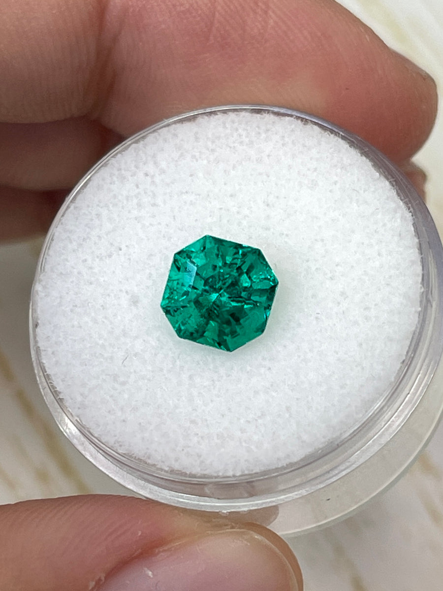 AAA+ Muzo Green Asscher Cut Emerald: 80 Carat, 7.3x7.3 Natural Colombian Gem