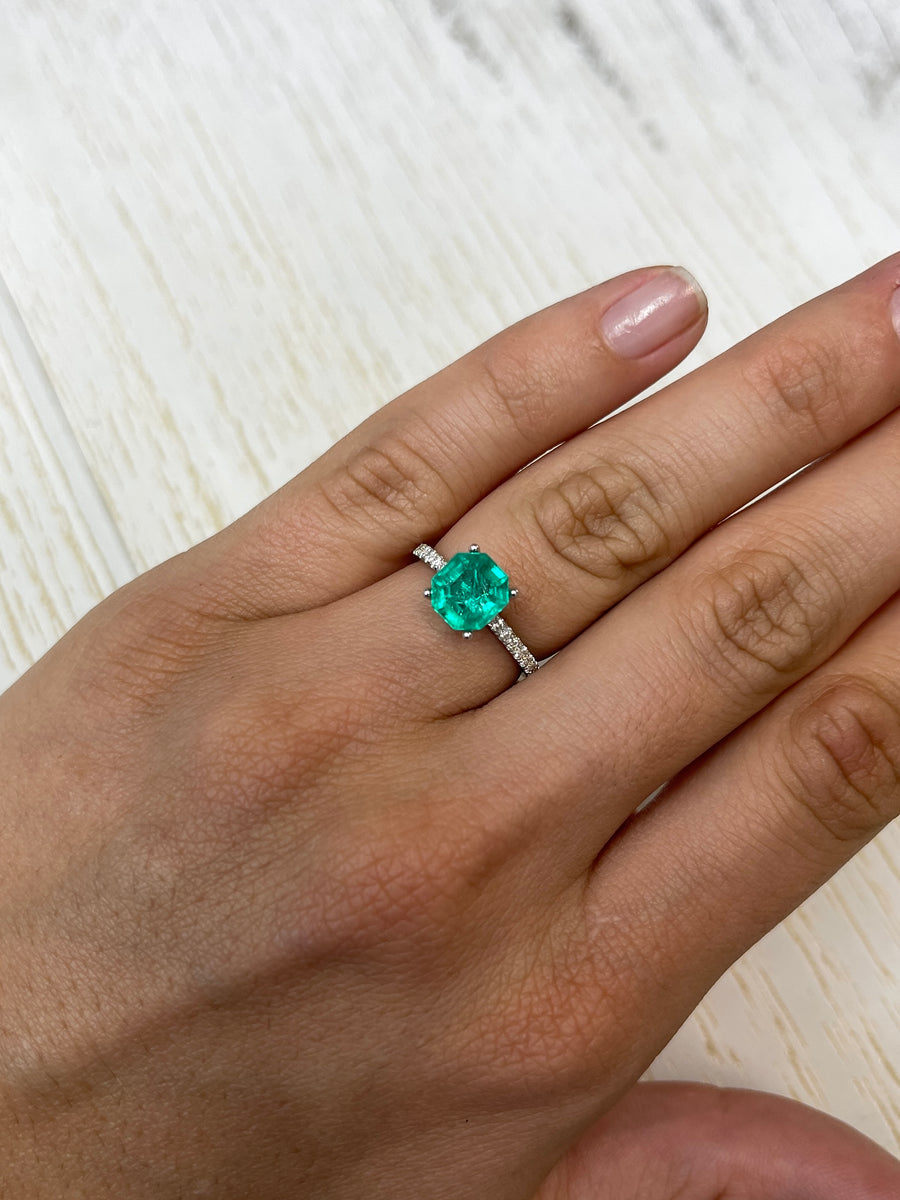 Loose Colombian Emerald (2.31 Carat) - Octagon Cut - Bluish Green