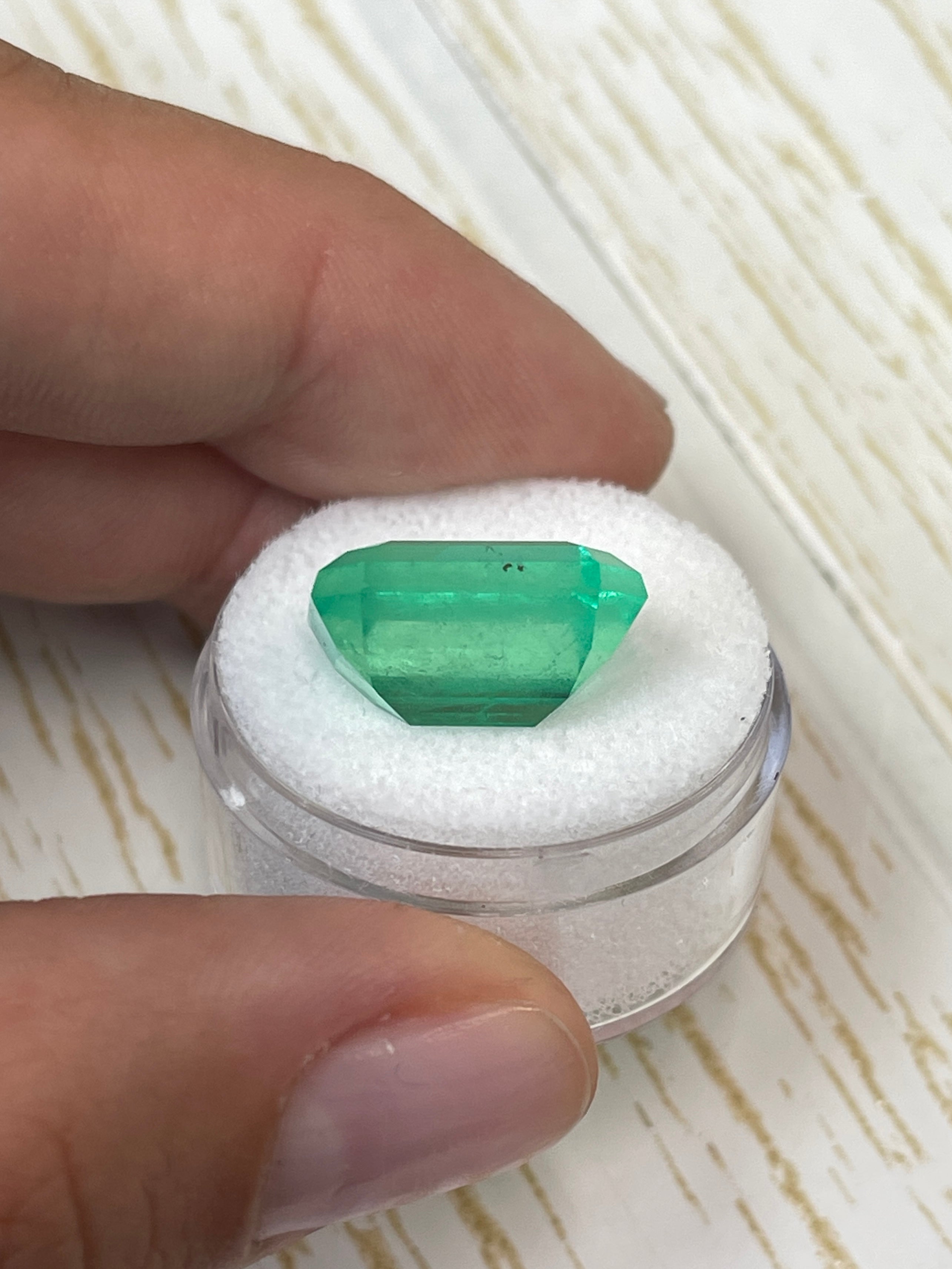 Colombian Emerald 16x12 Classic Cut - 12.12 Carat Minor Oil, Loose and Natural