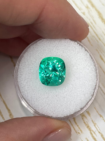 Lustrous Green 4.22 Carat Colombian Emerald - Cushion Cut Gemstone