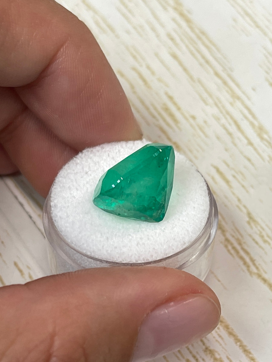 Astonishing 14.88 Carat Colombian Emerald in Cushion Shape