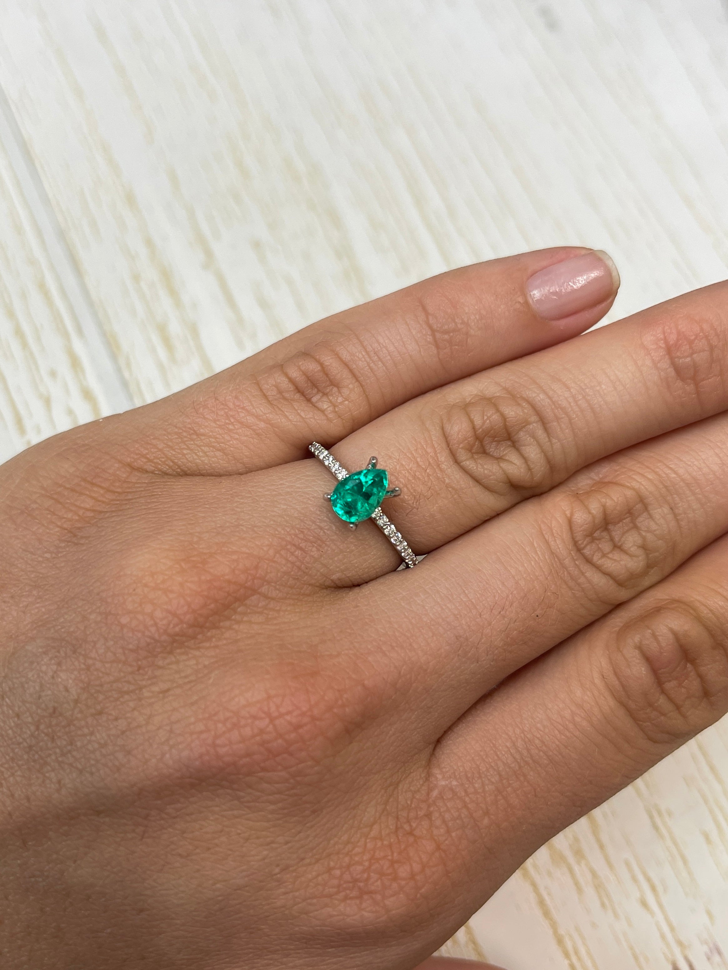 1.0 carat 8x5.5 AAA+ Natural Loose Colombian Emerald-Pear Cut - JR Colombian Emeralds