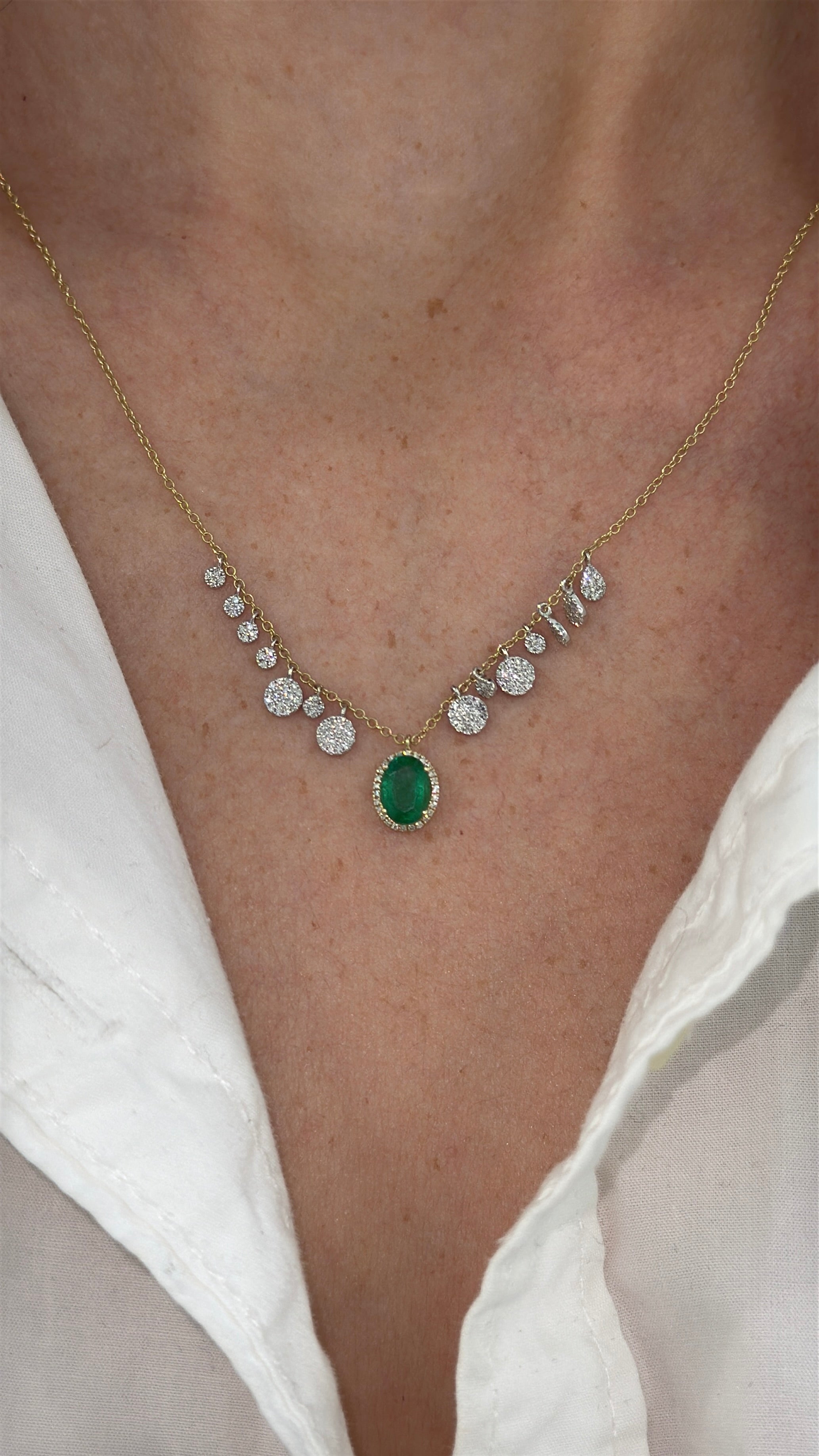 1.17tcw 14K Natural Oval Emerald & Diamond Fringe Necklace