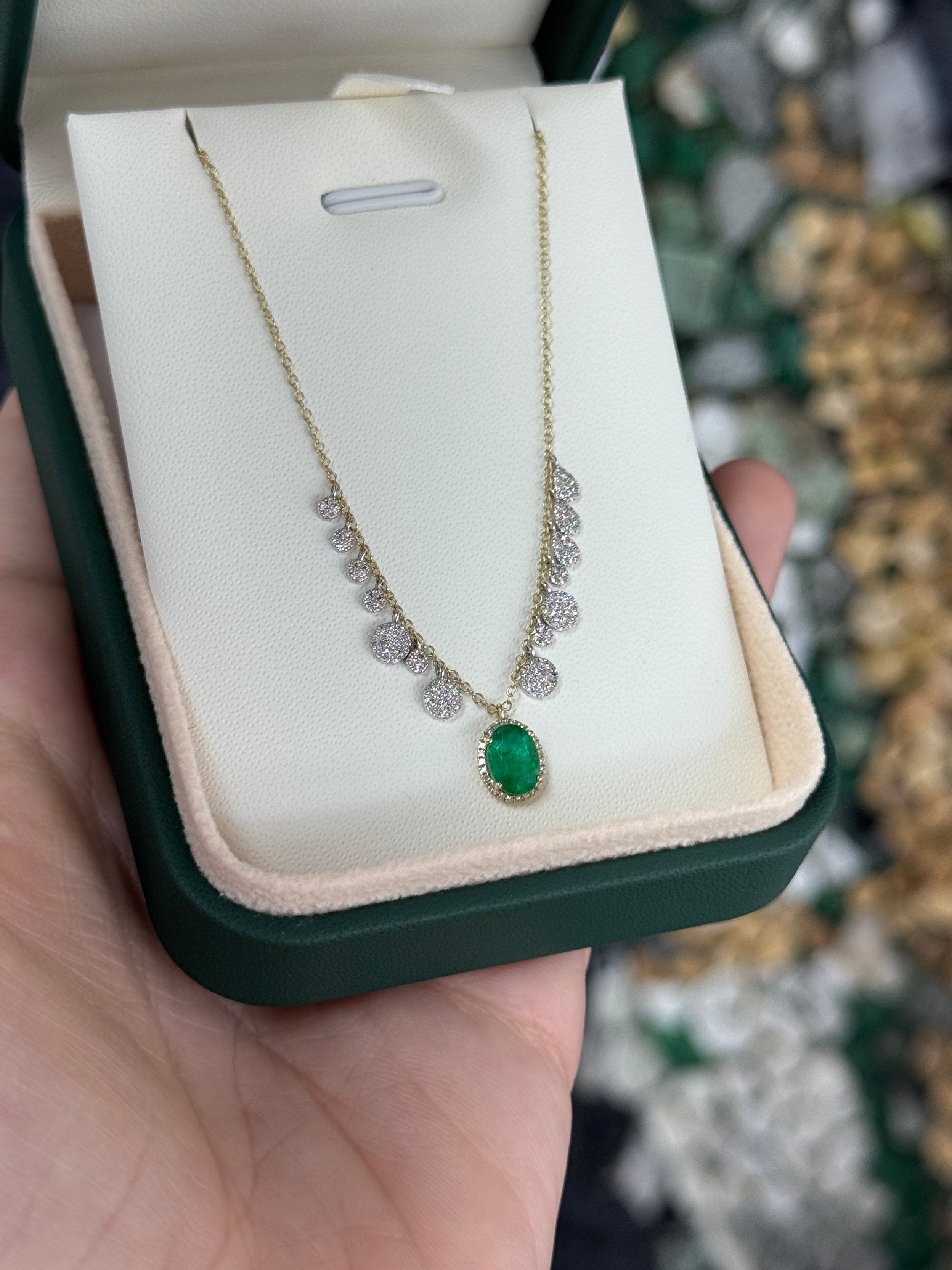1.17tcw 14K Natural Oval Emerald & Diamond Fringe Necklace