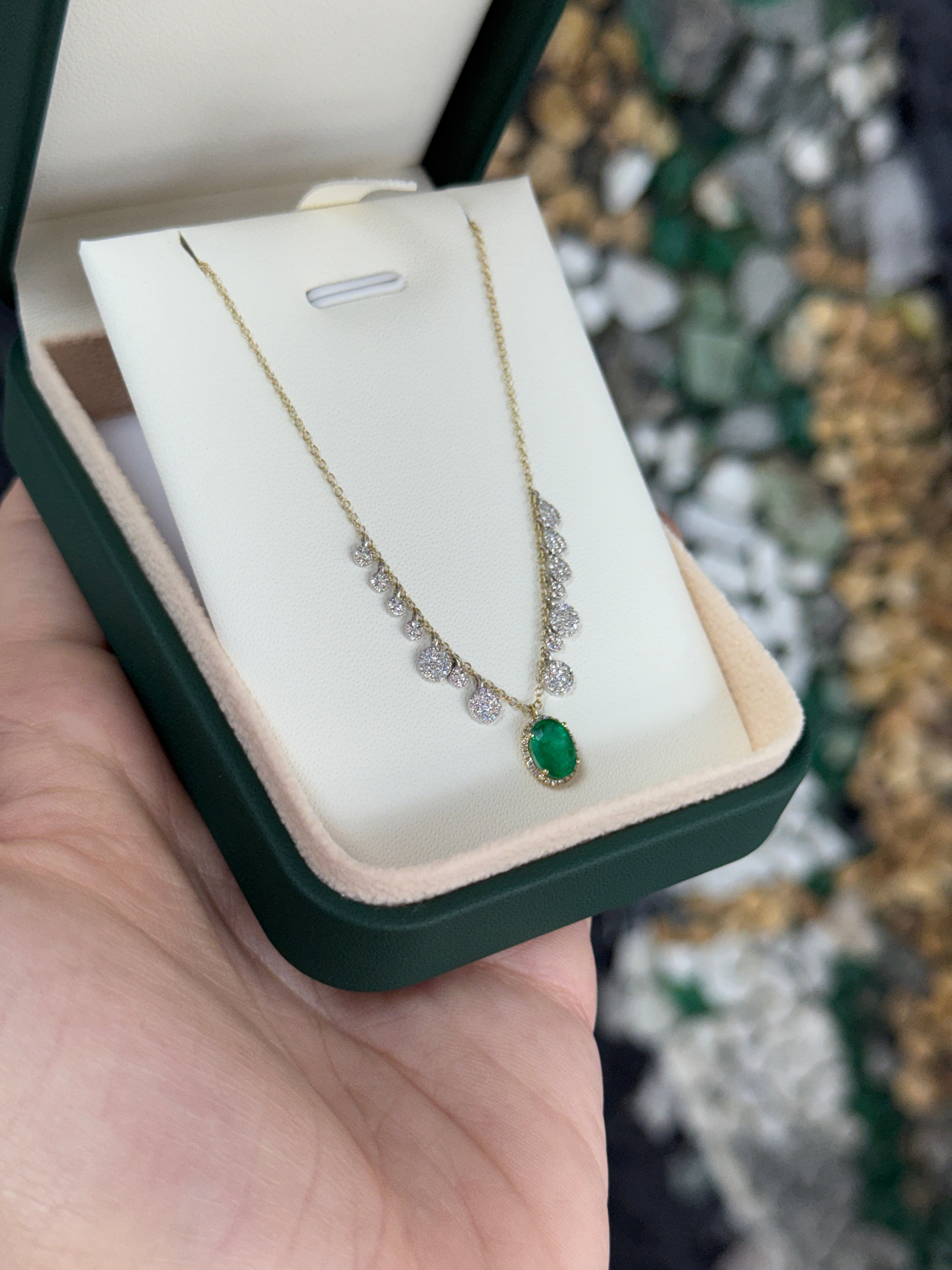 1.17tcw 14K Natural Oval Emerald & Diamond Fringe Necklace