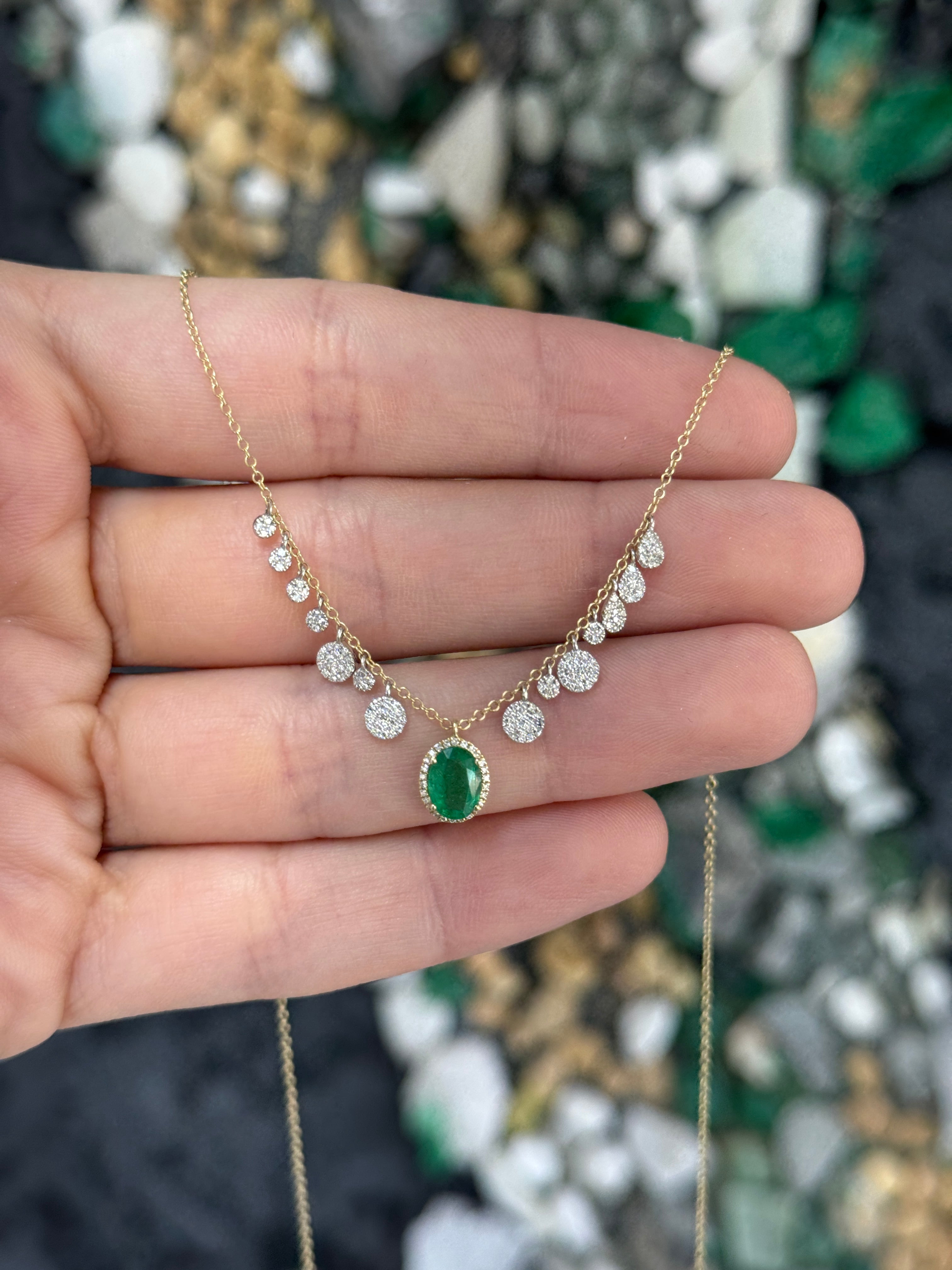 1.17tcw 14K Natural Oval Emerald & Diamond Fringe Necklace