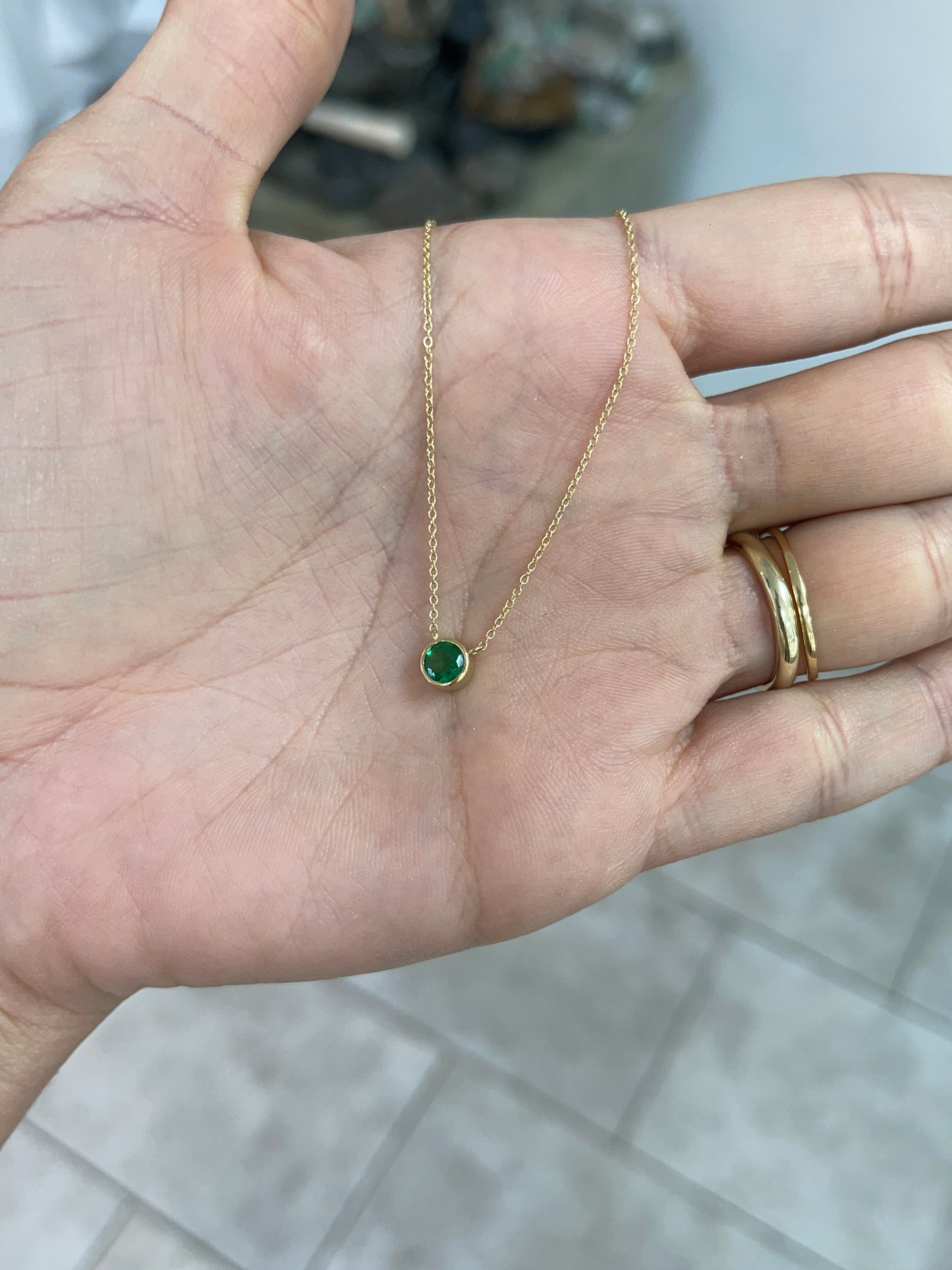 0.42ct 18K AAA Quality Rich Green Round Cut Emerald Necklace