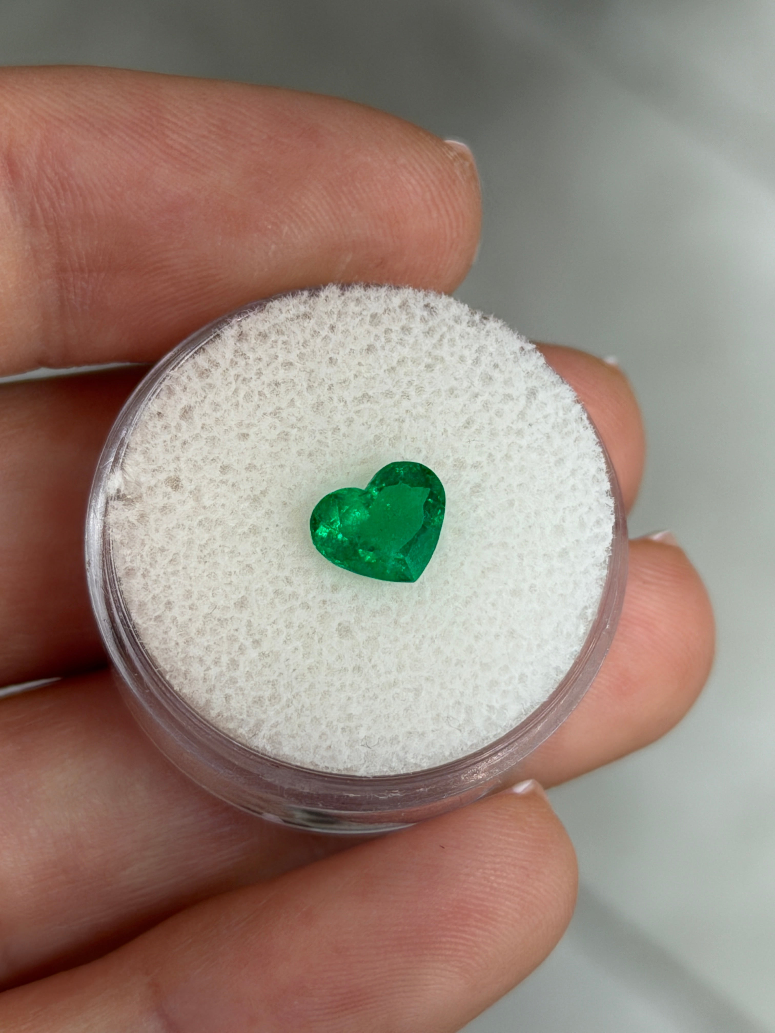 0.95 Carat 6x7 AAA+ Vivid Muzo Green Natural Loose Colombian Emerald-Heart Cut