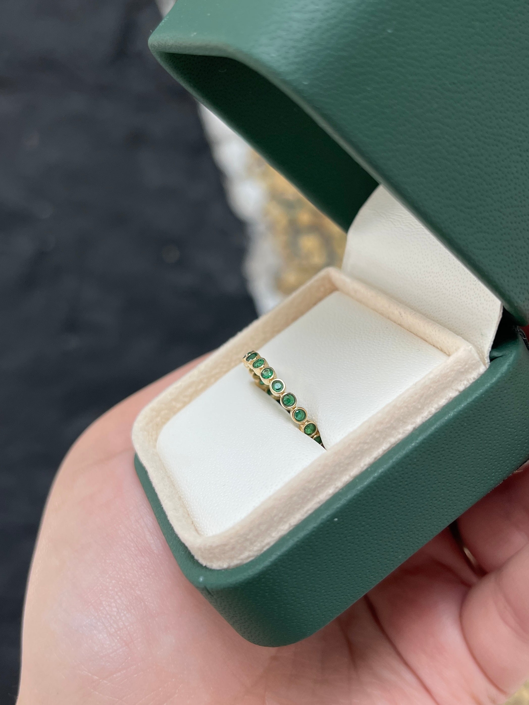 14K Gold Bezel Set Round Emerald Eternity Band Size 7