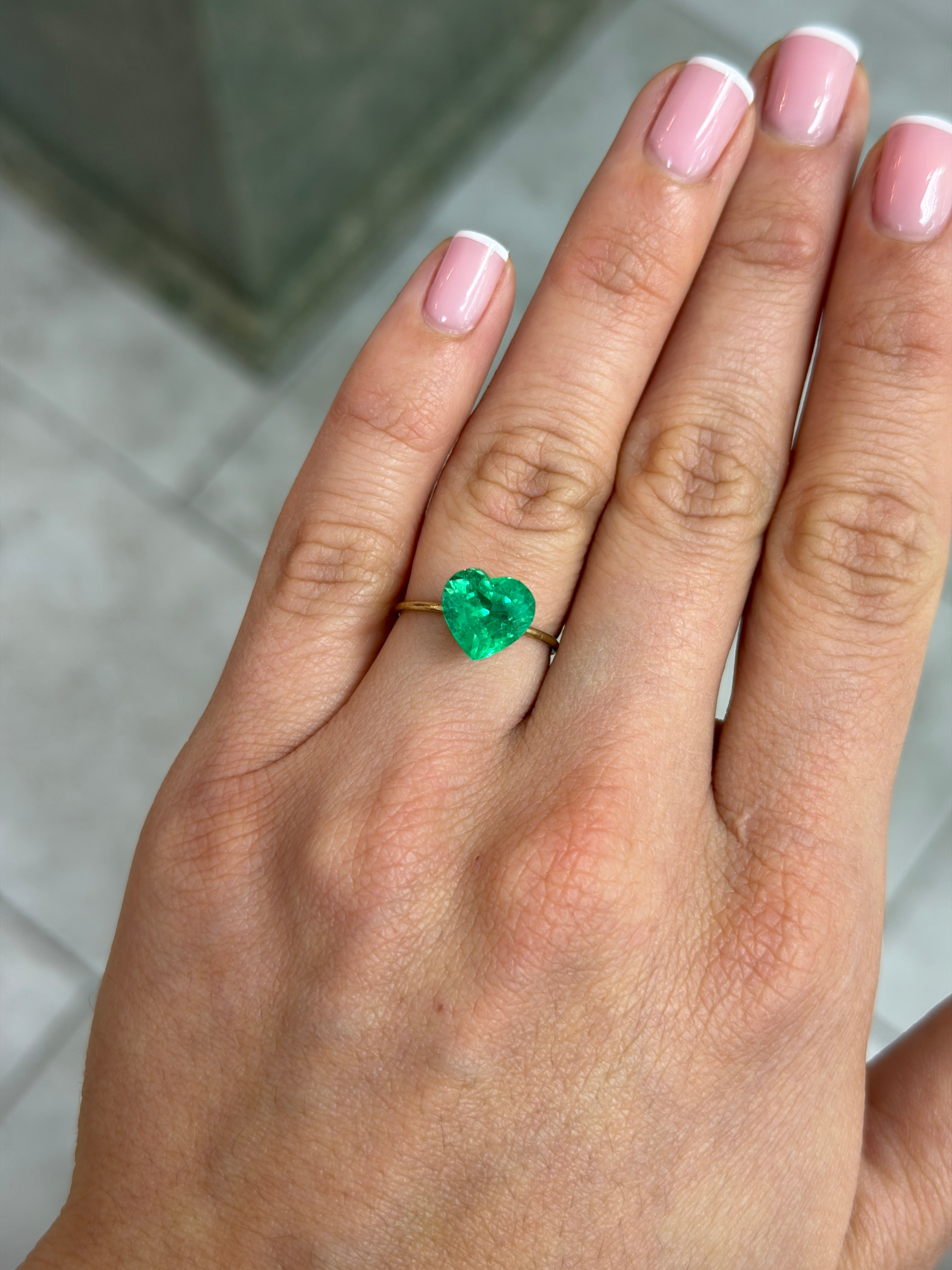 3.56 Carat 10.2x10.5 Bright Apple Spring Green Colombian Emerald Heart