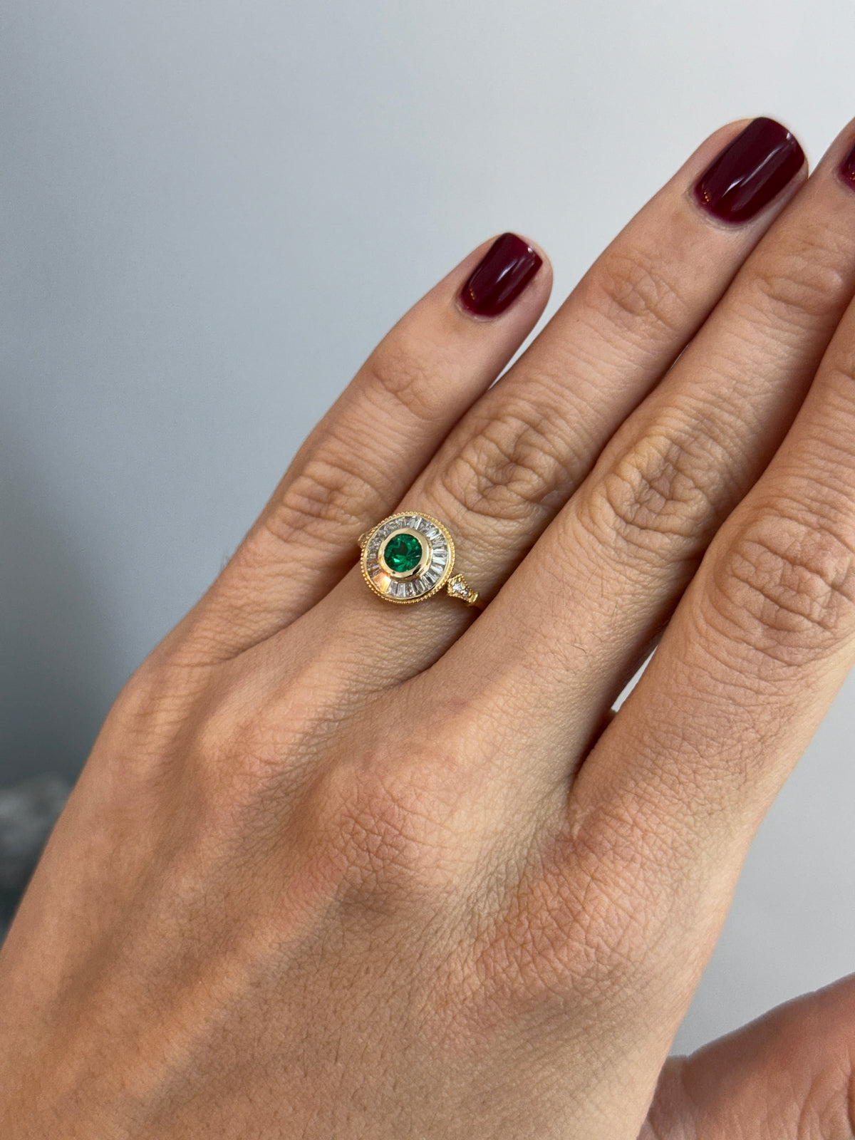 1.25tcw Colombian Emerald & Diamond Ballerina Ring 14K
