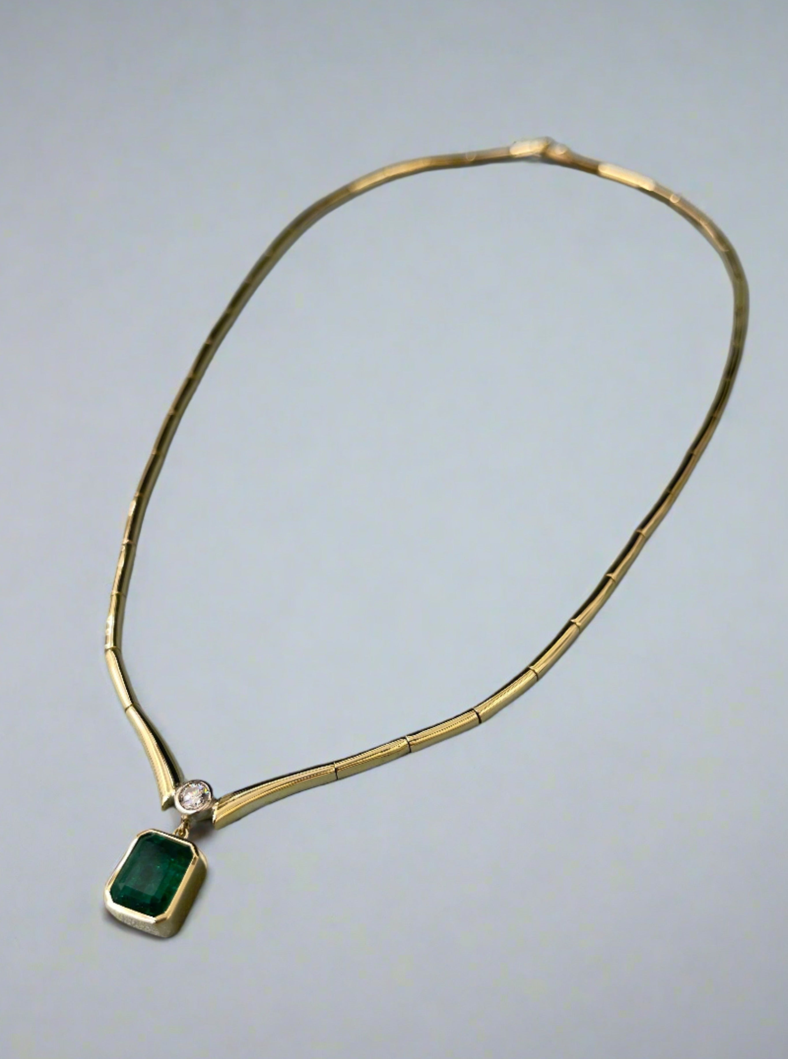 4.90tcw Bezel Emerald & Diamond Toi Et Moi Statement Necklace - JR Colombian Emeralds