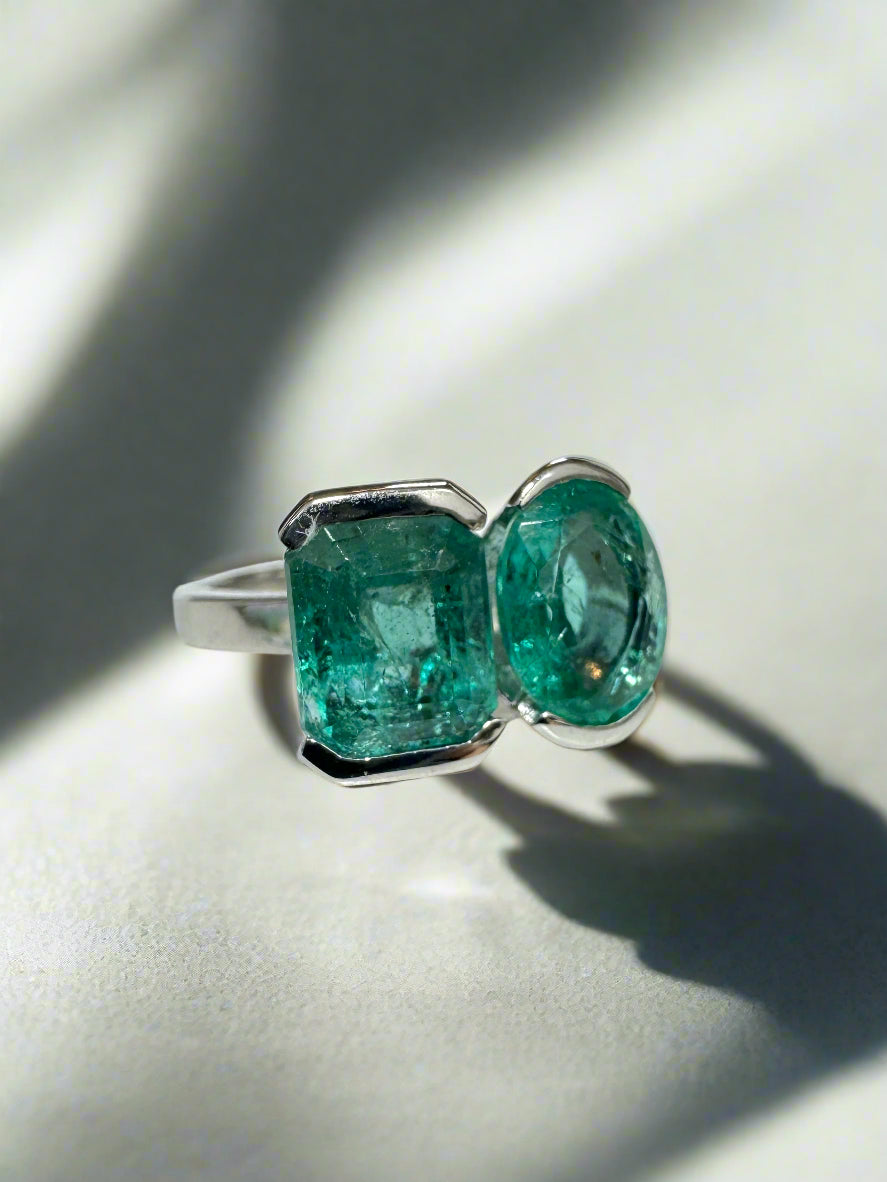 2.70tcw 14K Natural Bluish-Green Emerald Toi et Moi Ring with Oval & Emerald Cut Emeralds